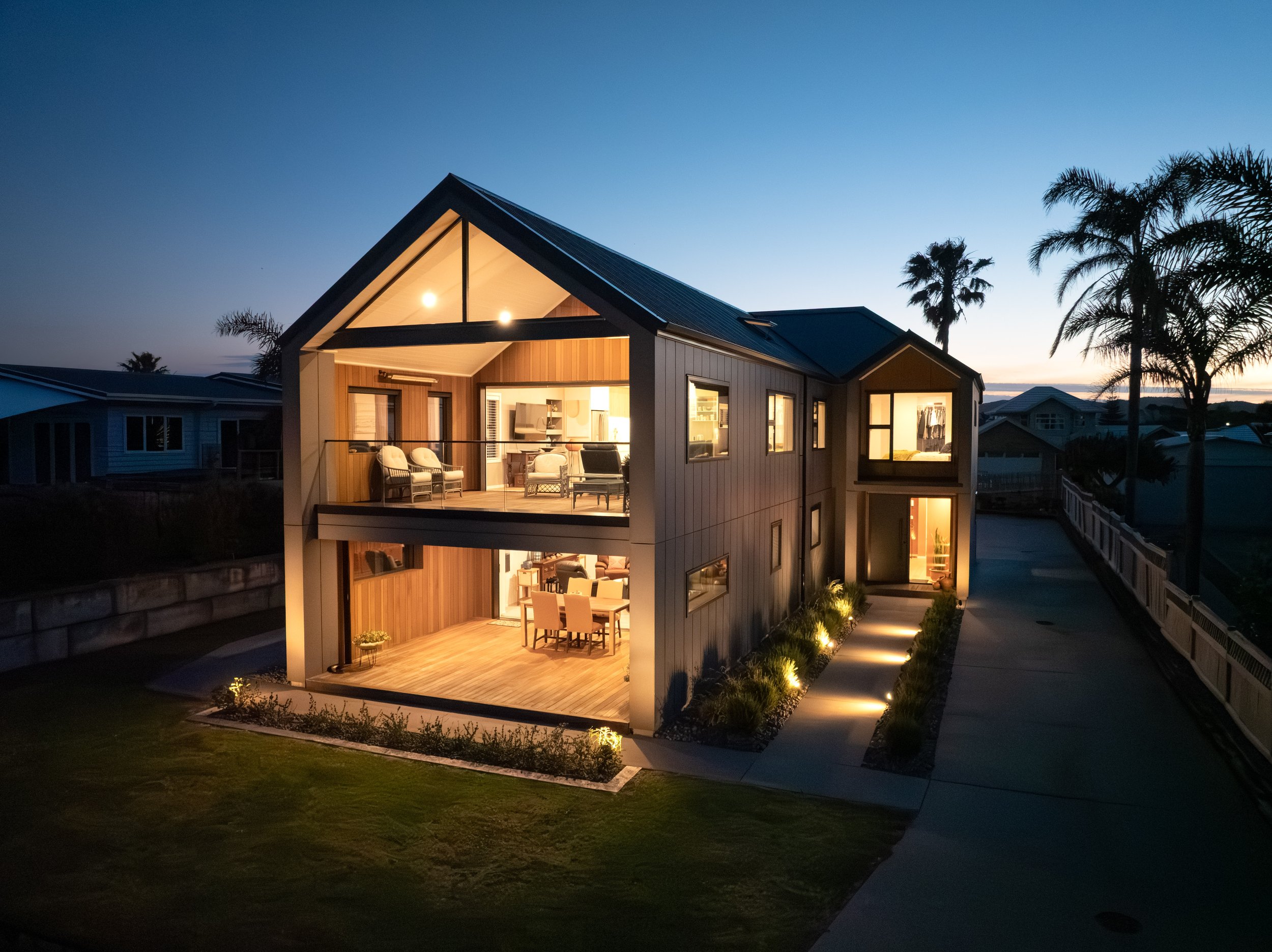 235 One Tree Point Rd - Twilights-19.jpg