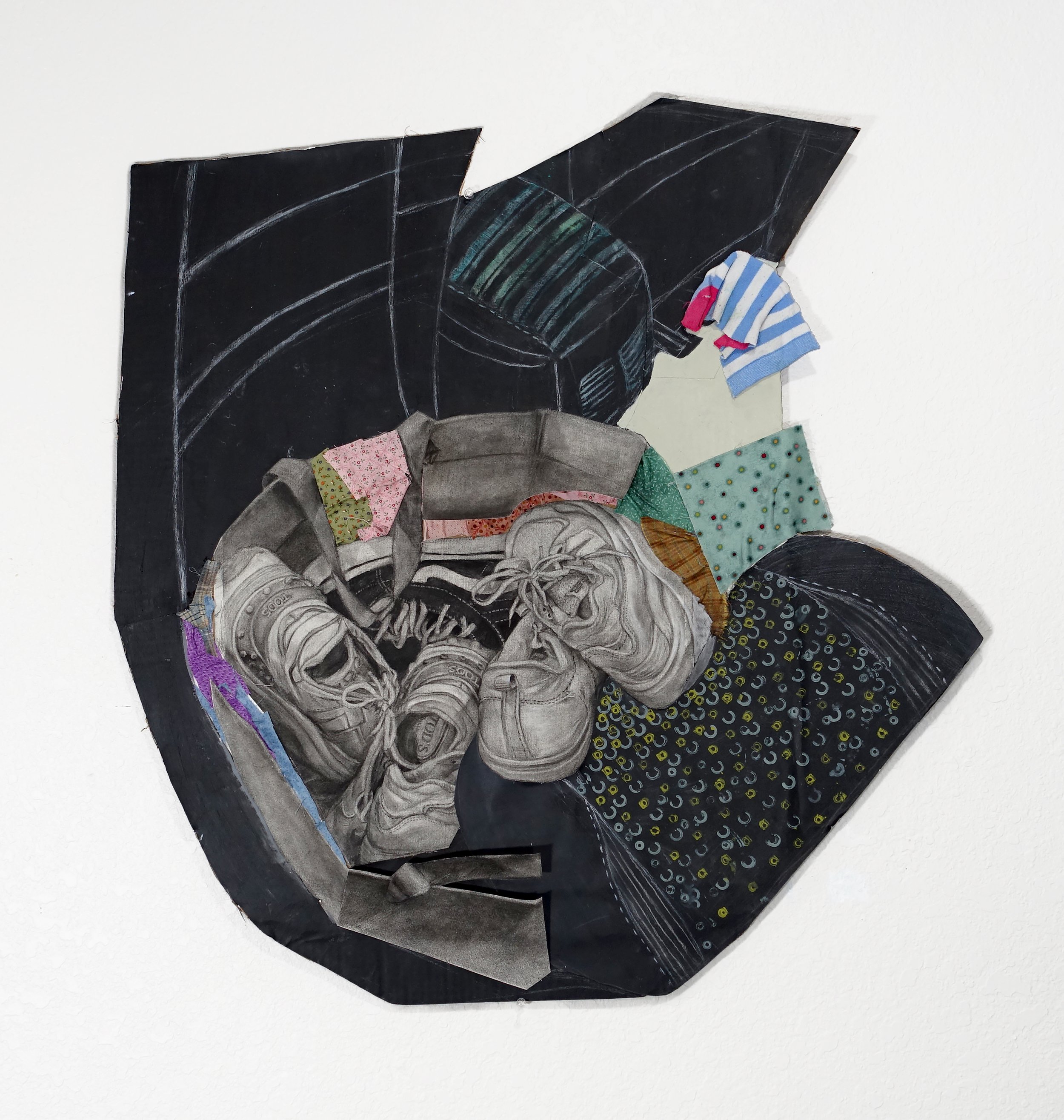 03.ShoesInaCar01.jpg