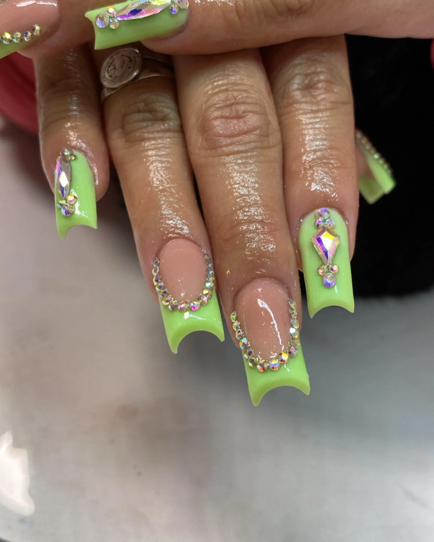 Todays set using chisel acrylic powder 
-
-
-

#nails #nailart #nailsofinstagram #manicure  #nailsart  #nails💅 #nailsoftheday #naildesign #nailstagram #nailstyle #instanails  #explorepage #nailartist #naildesigns #dsm #nailswag #nailsnailsnails #nai