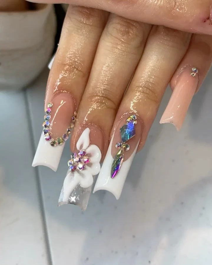 White blinged frenchies 
Using all Chisel acrylic🤍
-
- #nails #nailart #nailsofinstagram #explorepage #manicure #beauty #nail #gelnails #nailsoftheday #dsmnailtech #desmoines #nailsonfleek #nailstagram #nailsart #nailstyle #instanails #naildesign #l