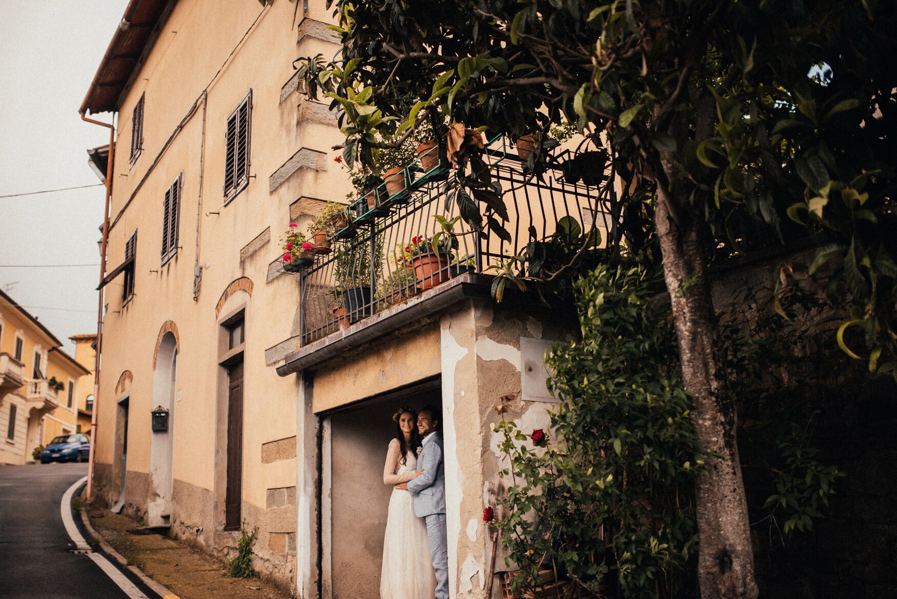 s&m1 intimate rustic tuscan villa wedding 071.jpg