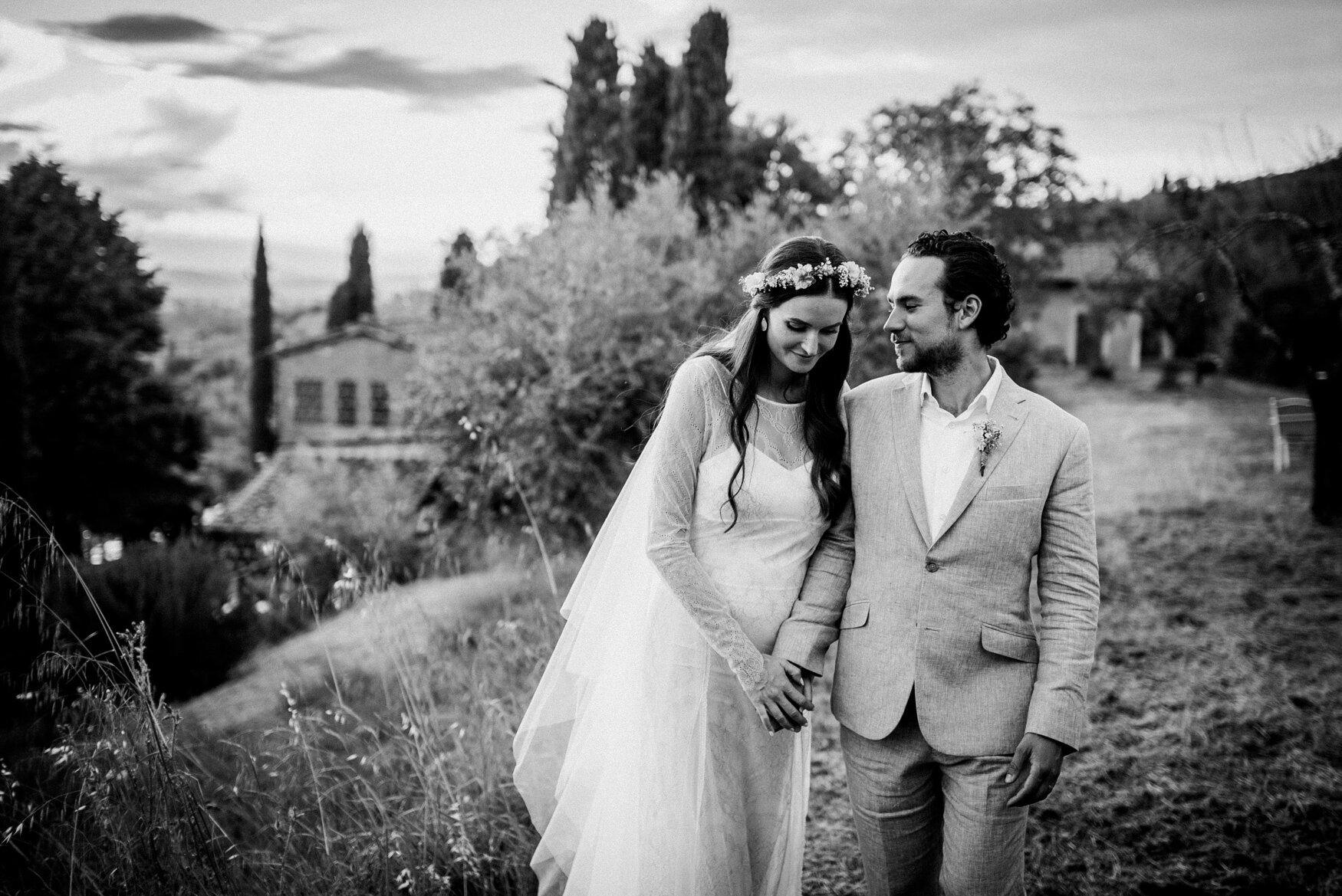s&m2 intimate bohemian tuscan villa wedding 021.jpg
