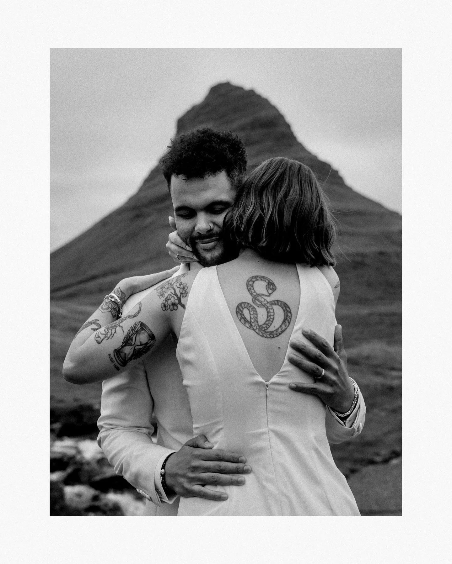 Another Iceland elopement and another reminder that this place attracts the most easygoing, open-hearted and fun-to-work-with couples.

Rosie &amp; Kailan travelled all the way from Australia to Iceland at the beginning of their European elopement/ho