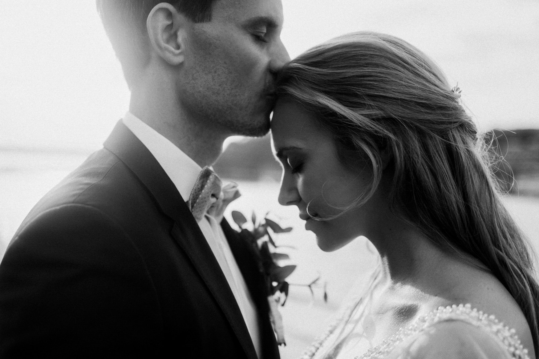077-gentle-wedding-closeup-portrait.jpg