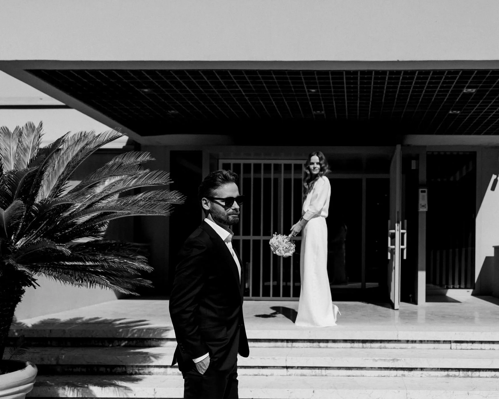 051-stylish-couple-during-their-wedding-in-rome.jpg