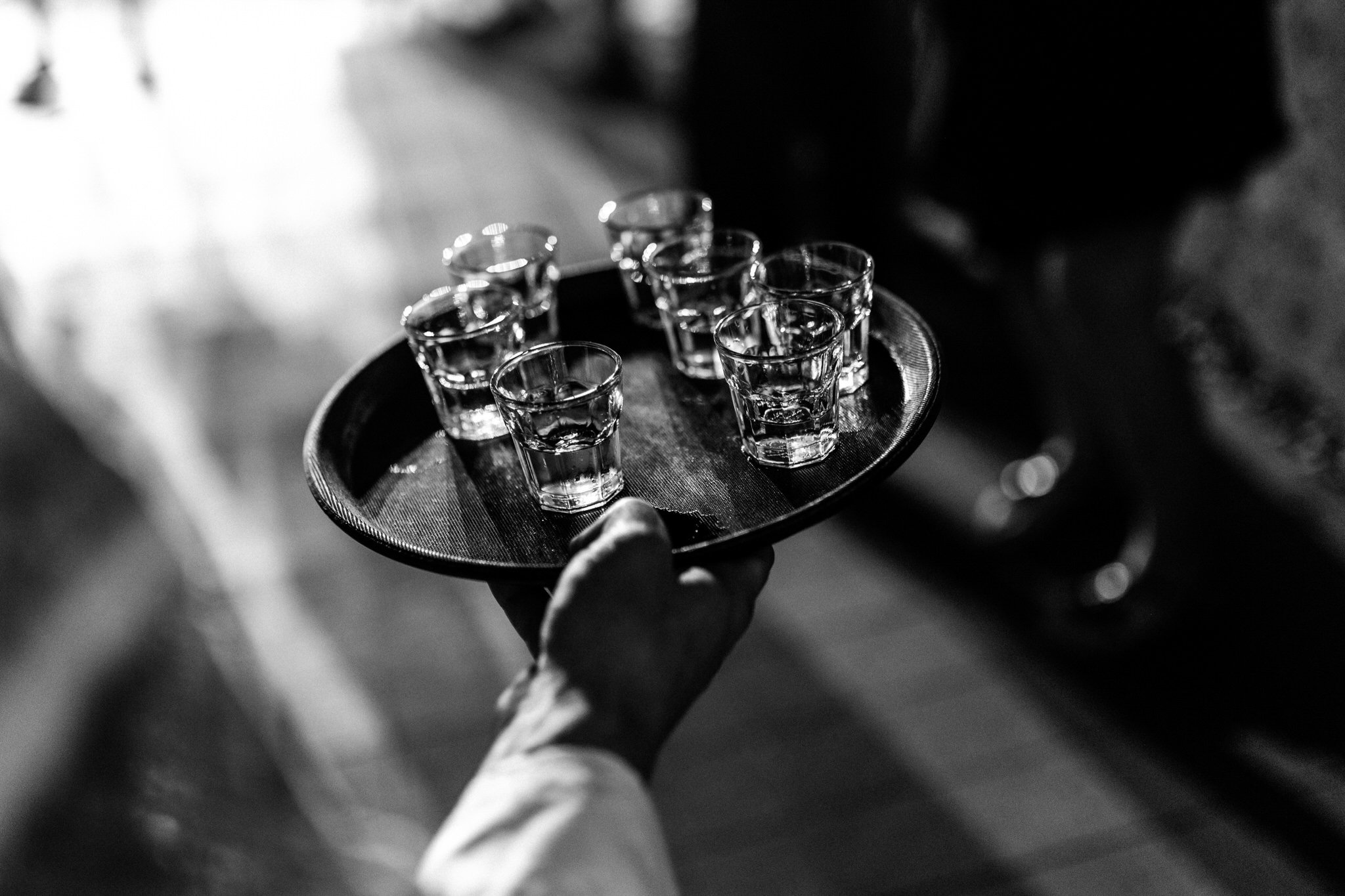 va051-wedding-alcohol-shots.jpg