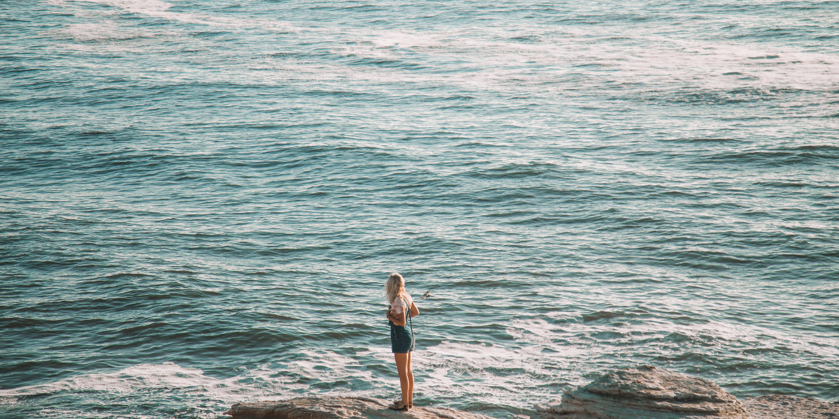 How to travel more sustainably - and make your summer last longer! 