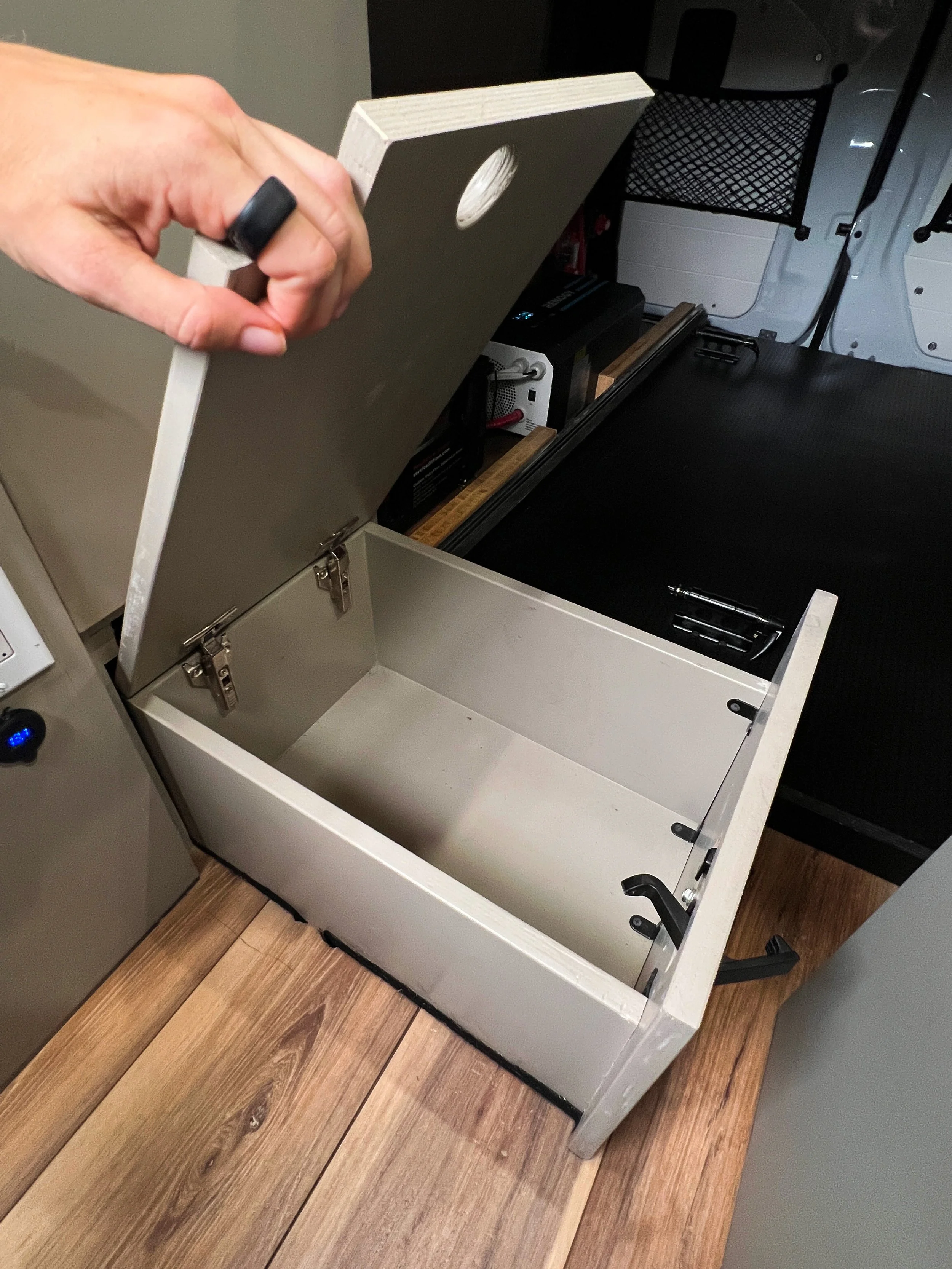 InsideDrawer.jpg