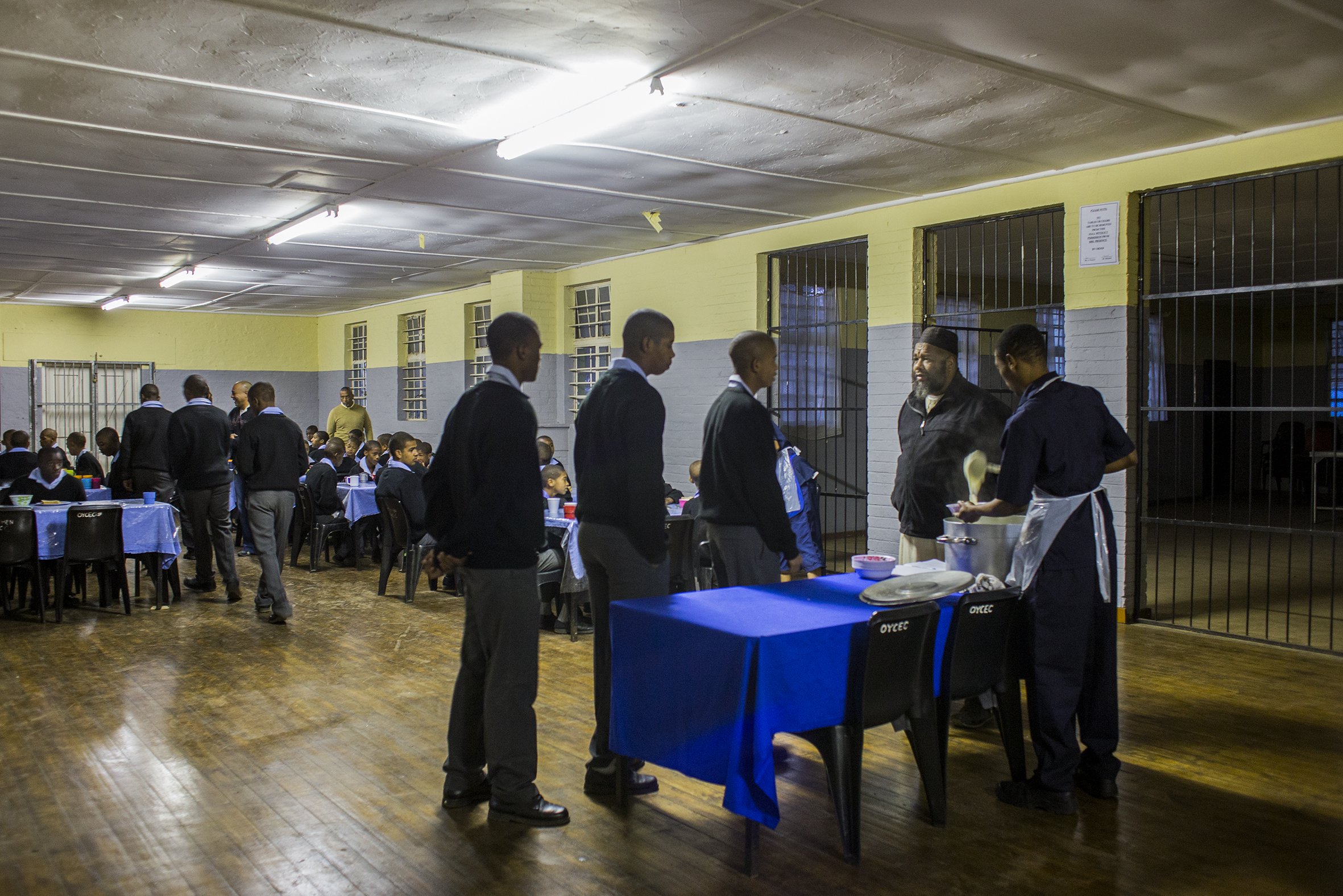 Students assemble for breakfast in the canteen at the Ottery Youth Care Centre. 25 April 2017.