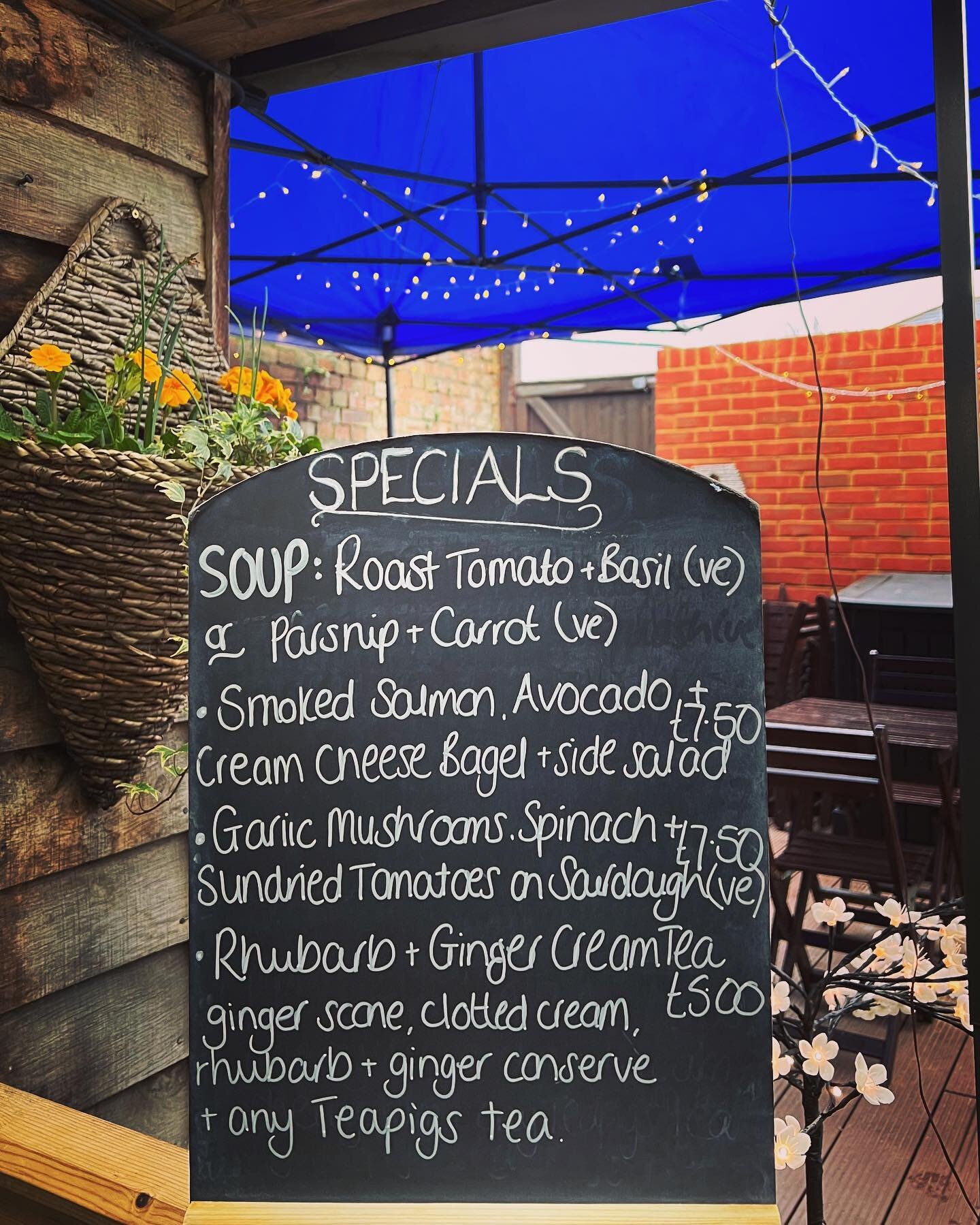 #romsey #cafe #romseycafe #specialsboard #weeklyspecials #homemadesoup #creamtea #veganlunch #hampshire #testvalley #teacups