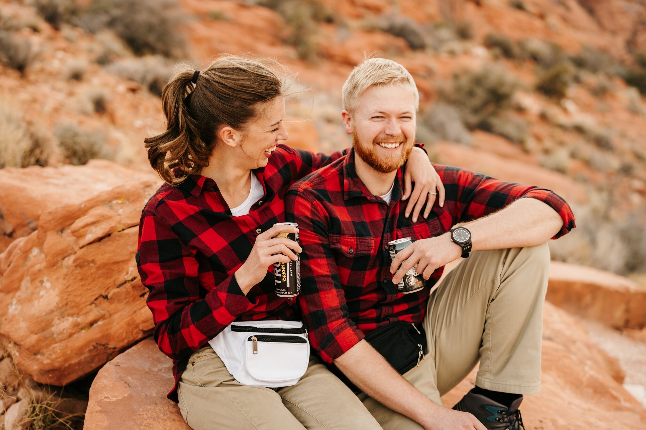 02_red-rock-canyon-engagement-session-nevada-11.jpg