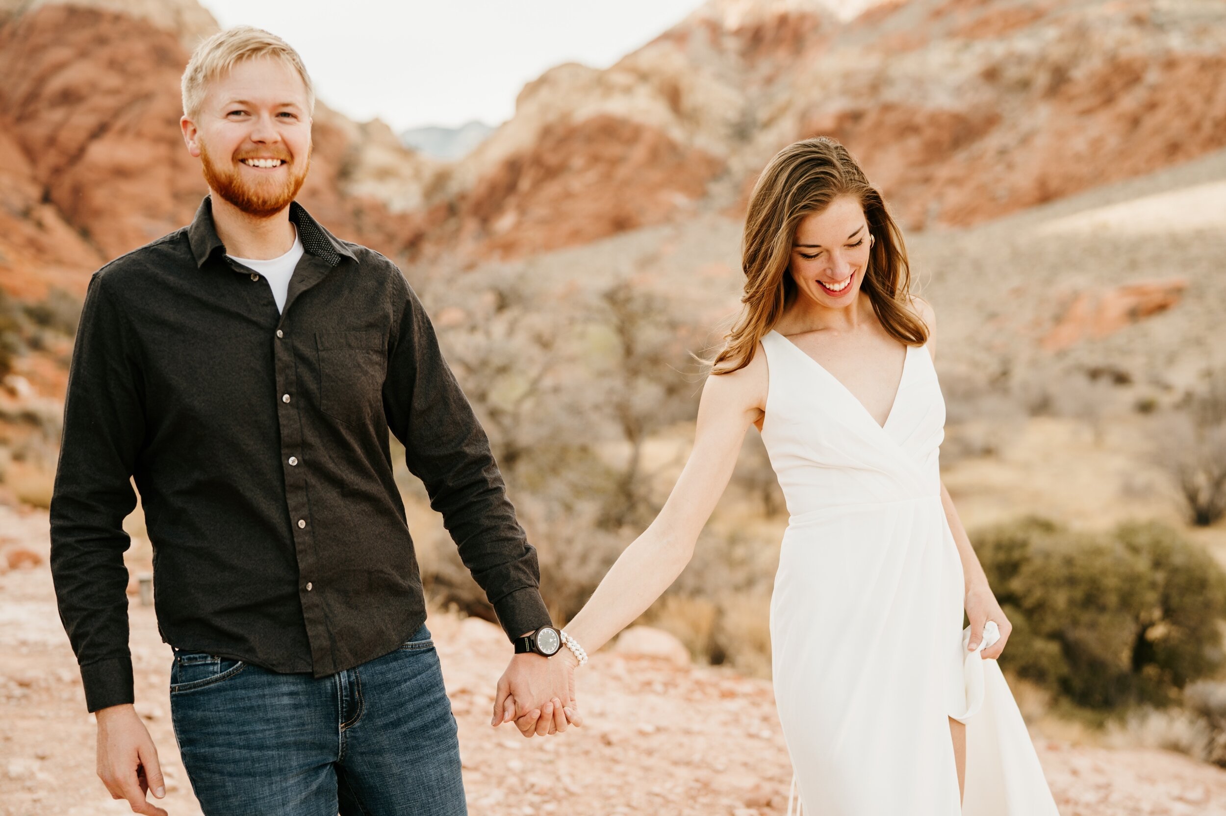 11_red-rock-canyon-engagement-session-nevada-33.jpg