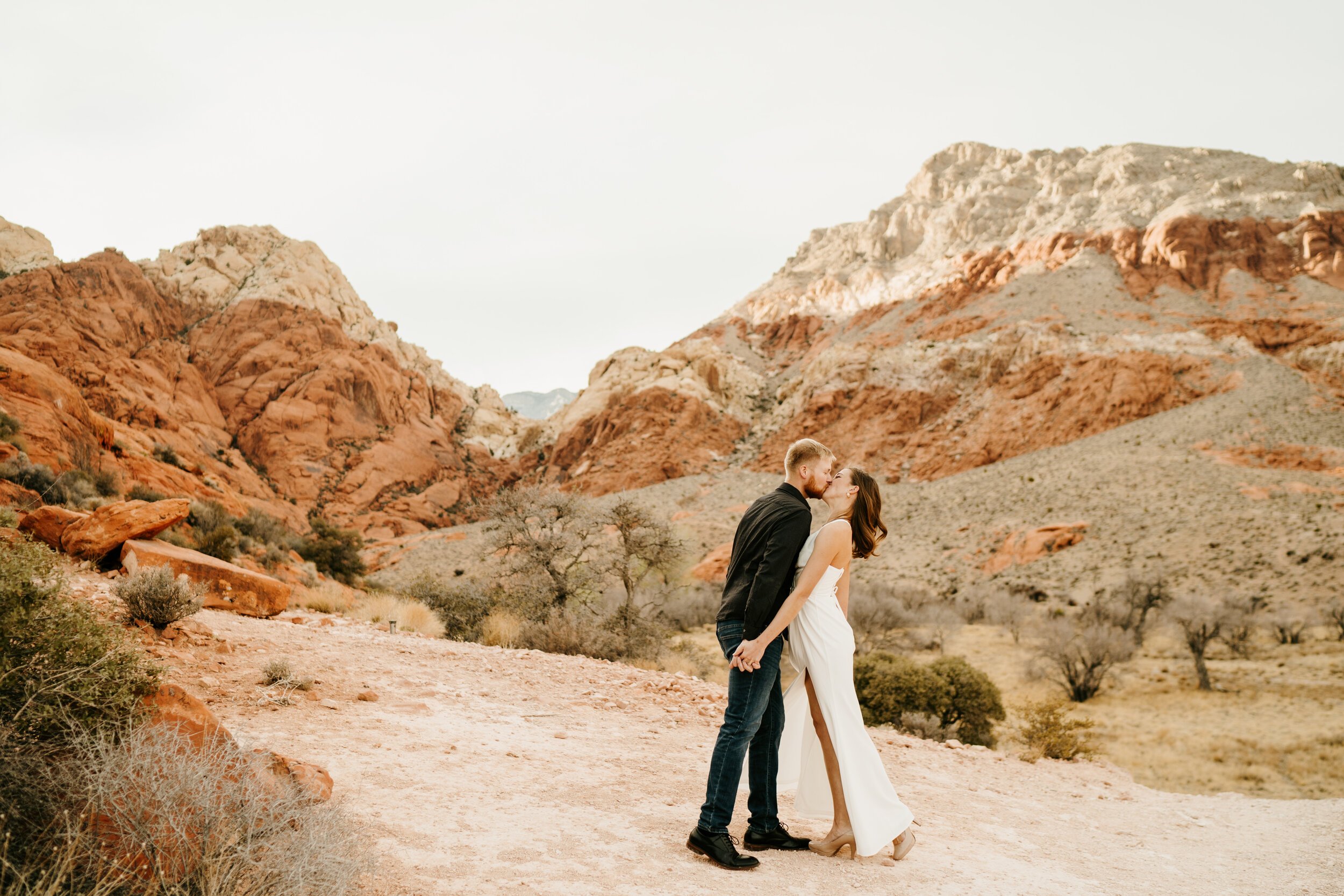 red-rock-canyon-engagement-session-nevada-39.jpg