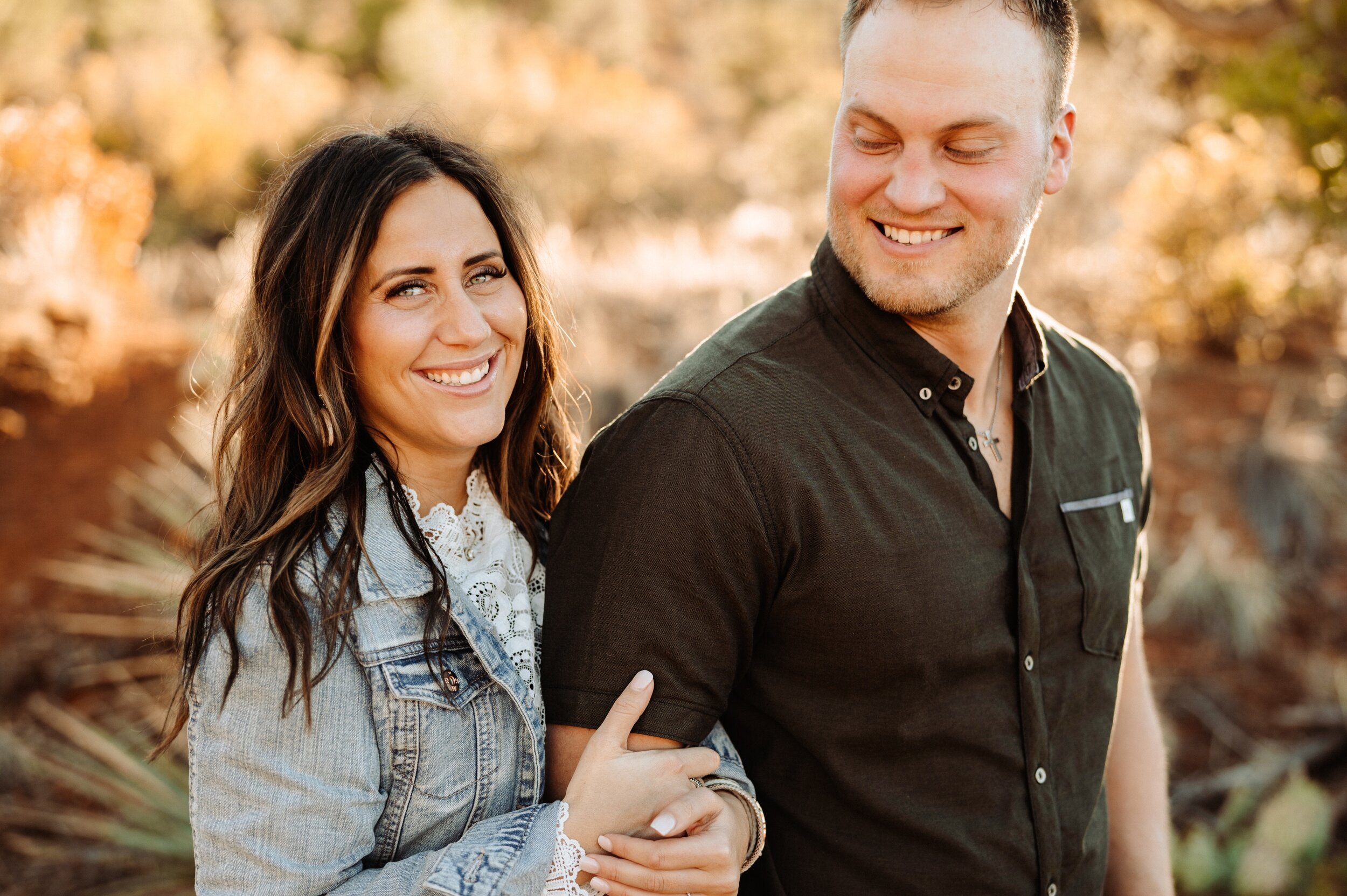 21_sedona-arizona-engagement-session-kayla-mitch-8_Sedona, Arizona engagement session at Bell Rock..jpg