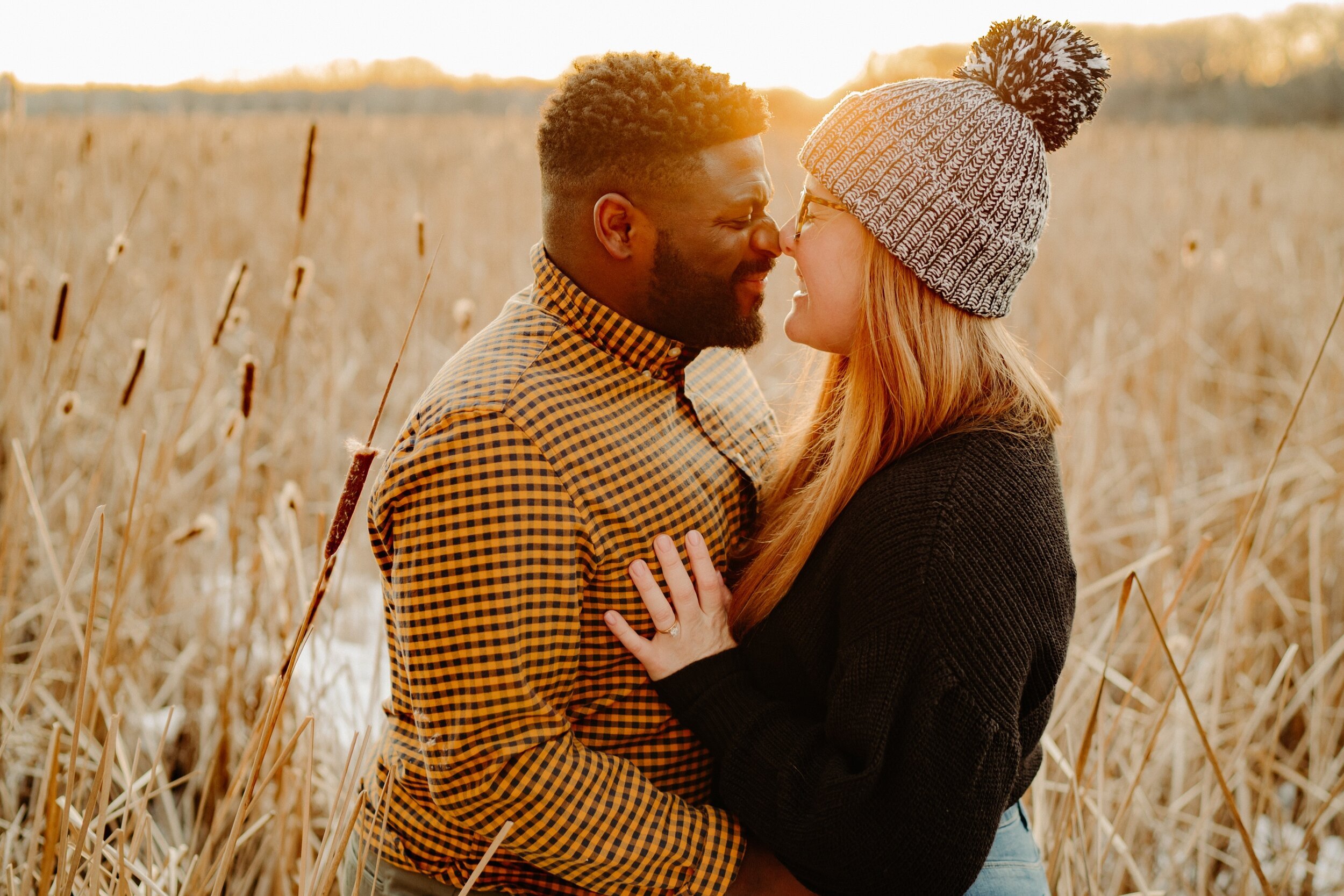 28_Maddie-Joe-183_field,_session,_minnesota_lifestyle,_Sunset,_minneapolis,_Engagement.jpg