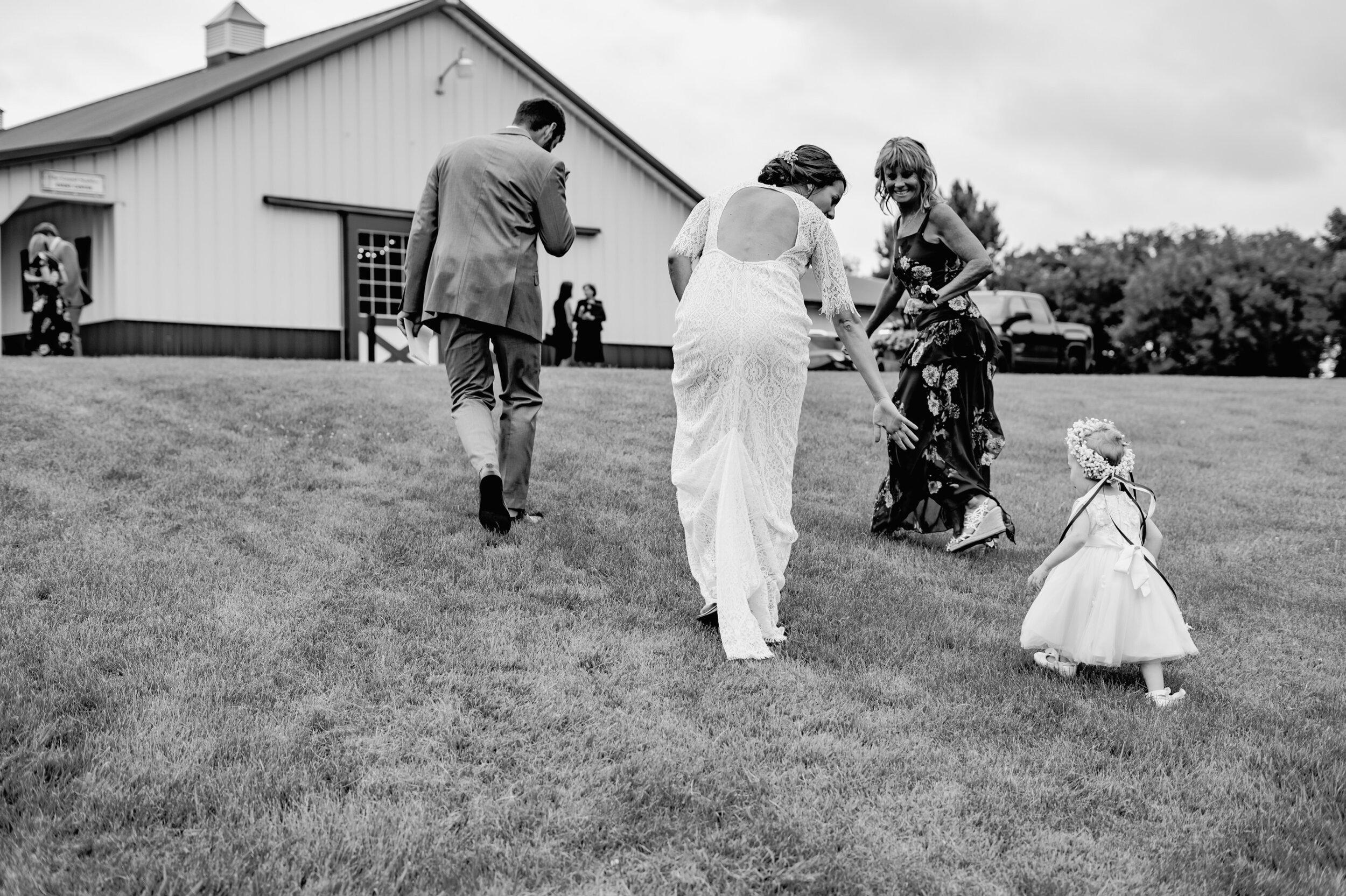 126_Steidl-Wedding-825_creek_Summer_minnesota_alexandria_wedding_winery_carlos.jpg