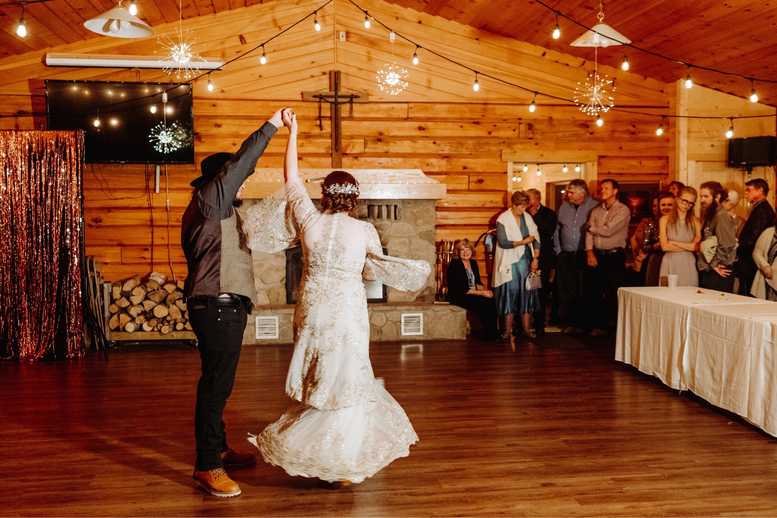 142_Bulthuis-Wedding-1130_september_camp_boho_vintage_wedding_michigan.jpg