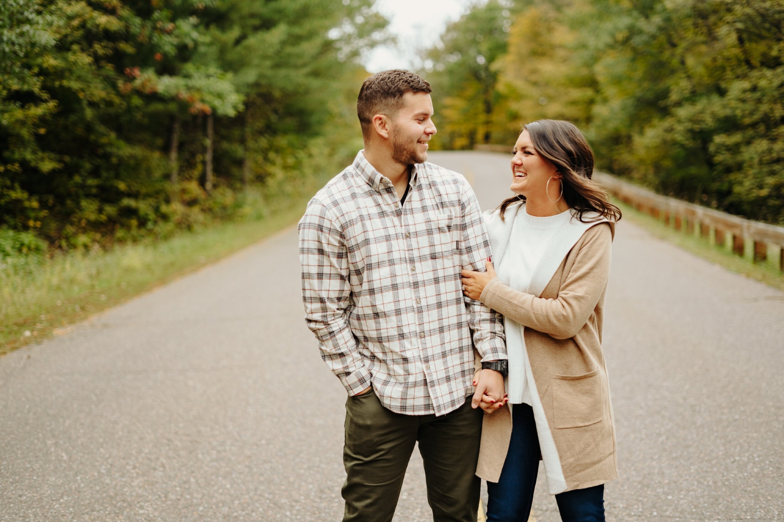 02_taylors-falls-engagement-session-interstate-park-mckenzie-josh-16.jpg