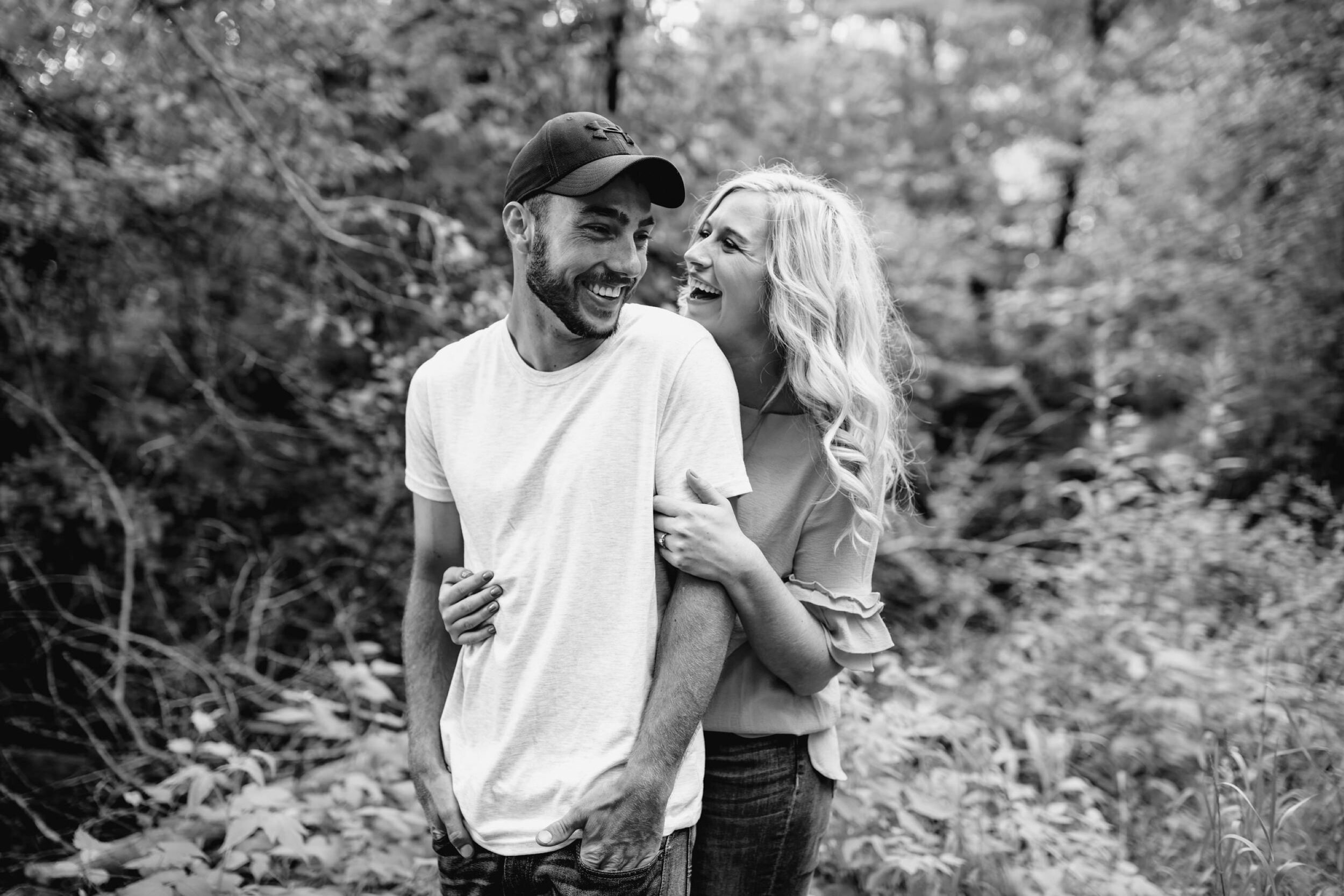 06_quarry-park-engagement-session-st-cloud-anika-nic-5_Engagement_tree_forest_water_quarry,_june.jpg