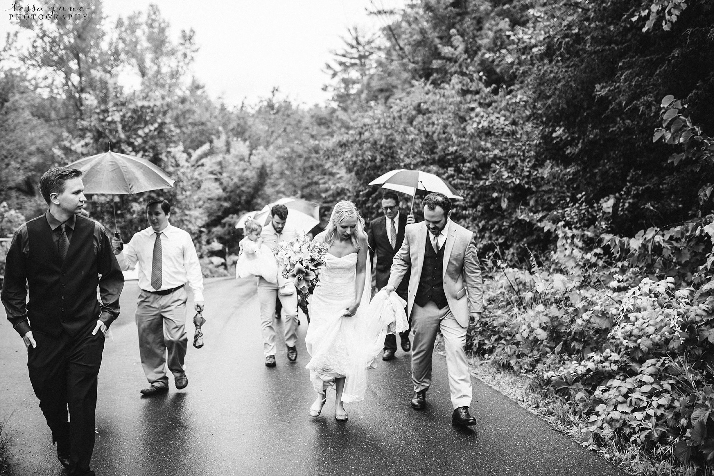 taylors-falls-rainy-elopement-wedding-interstate-state-park-78.jpg