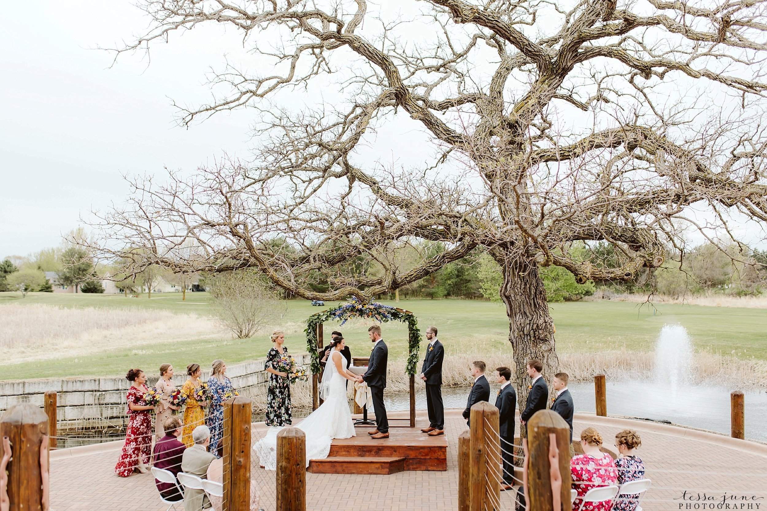 The-grands-at-mulligans-wedding-sartell-minnesota-spring-floral-spring-garden-wedding-90.jpg