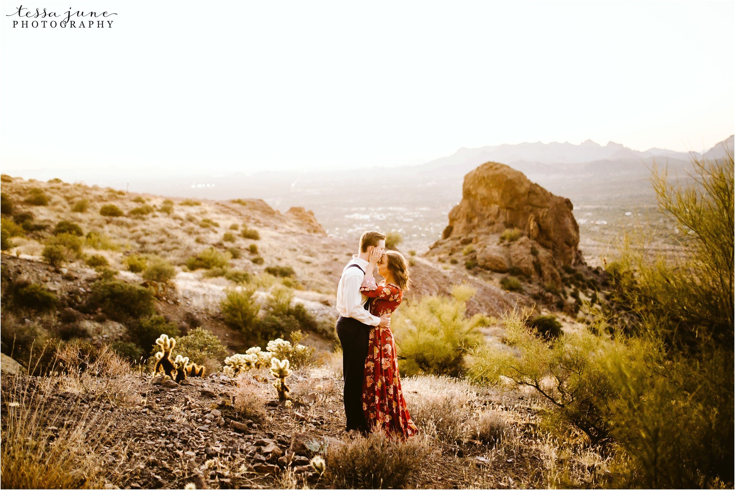 lost-dutchman-state-park-engagement-arizona-destination-photographer-phoenix-23.jpg