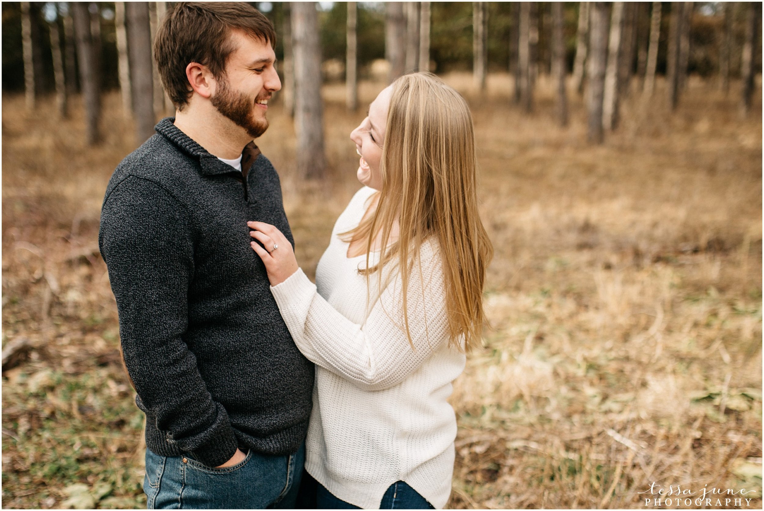 february-woods-engagement-session-st-cloud-montissippi-park-3.jpg