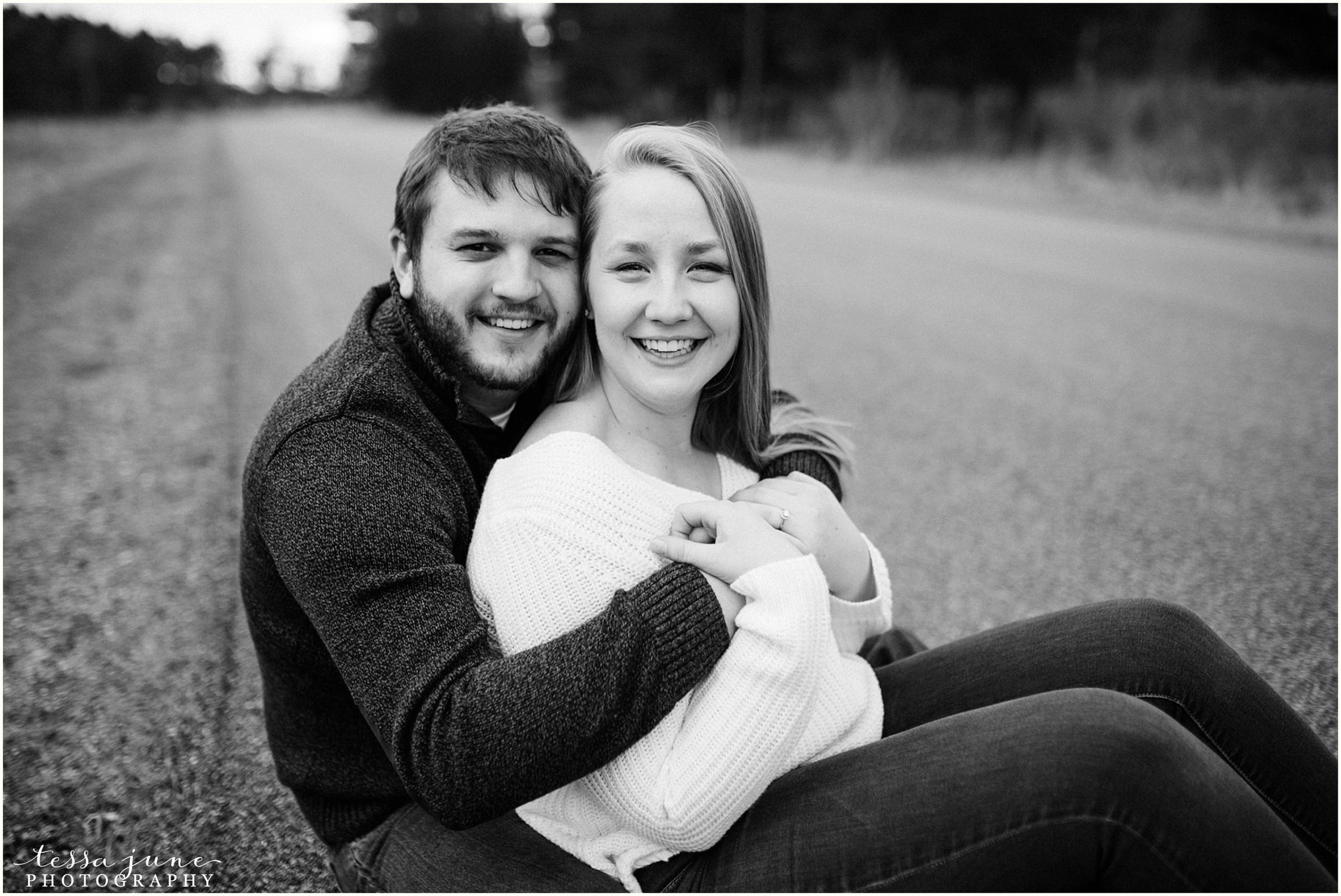 february-woods-engagement-session-st-cloud-montissippi-park-26.jpg