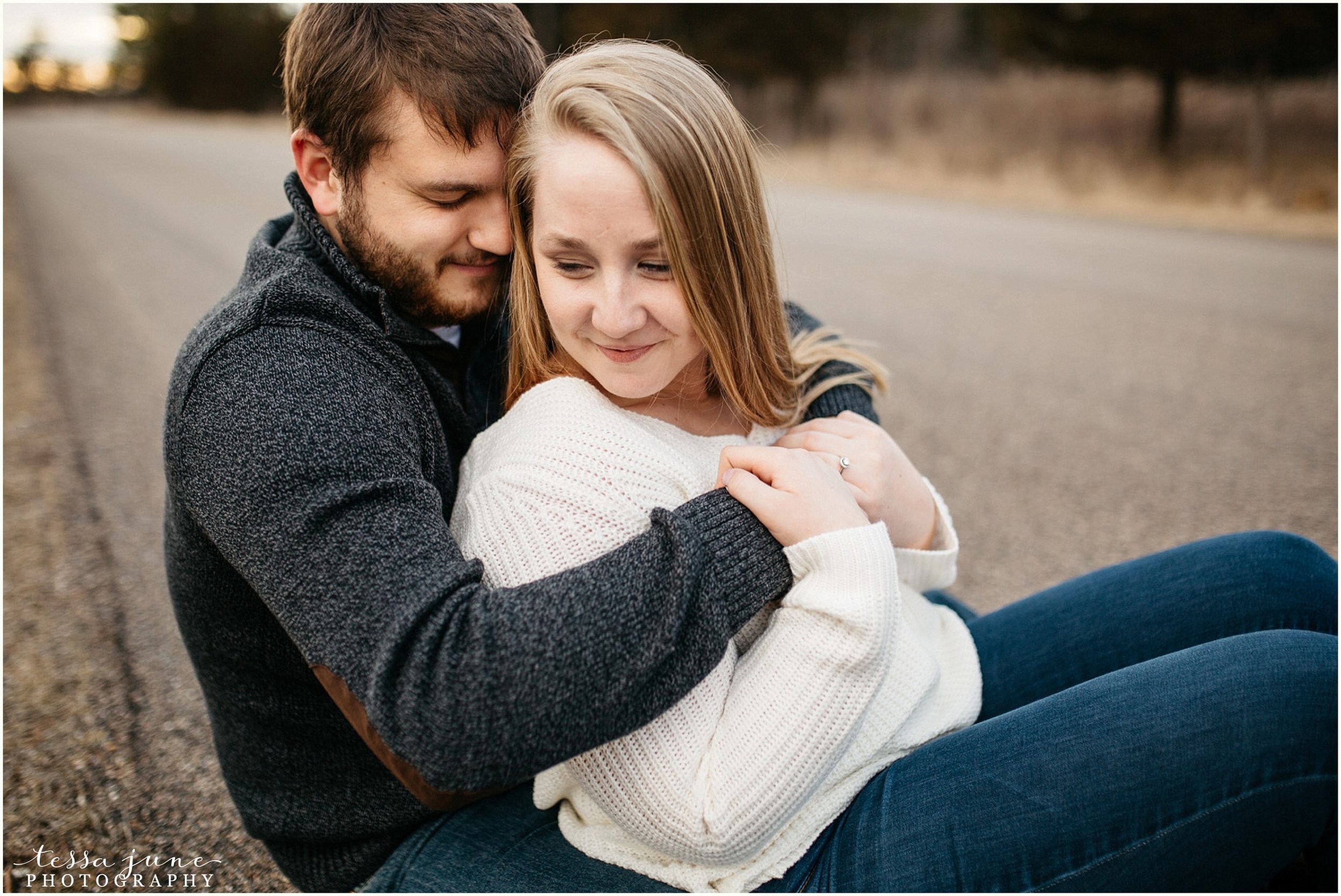 february-woods-engagement-session-st-cloud-montissippi-park-27.jpg