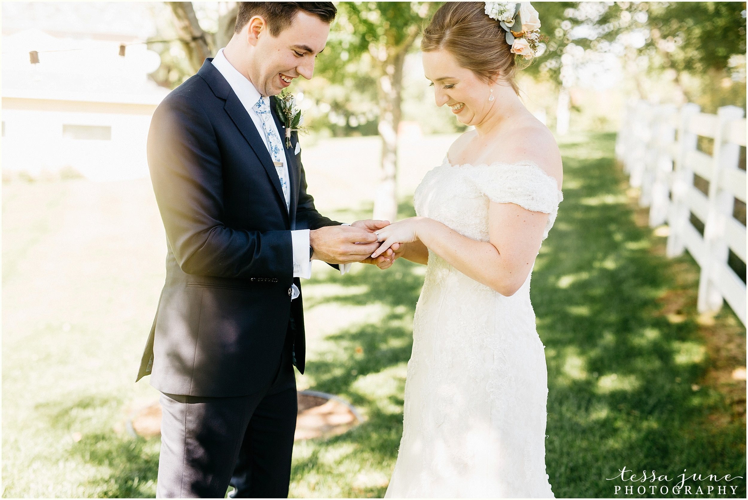 birch-hill-barn-glenwood-city-wisconsin-st-cloud-wedding-photographer-3743.jpg