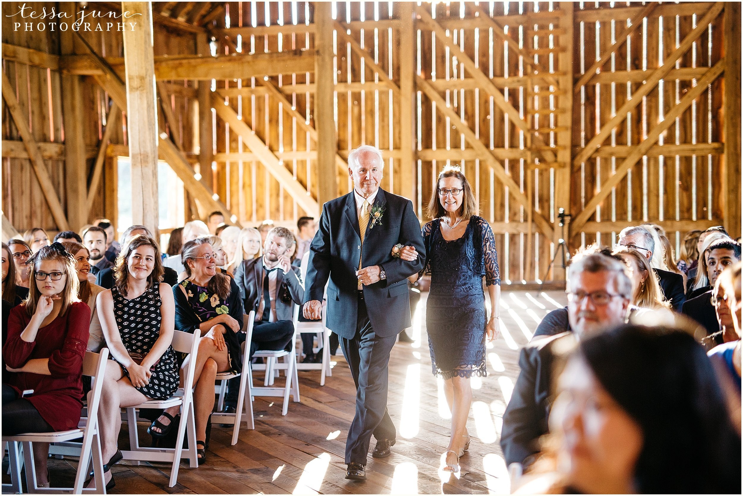 birch-hill-barn-glenwood-city-wisconsin-st-cloud-wedding-photographer-4426.jpg