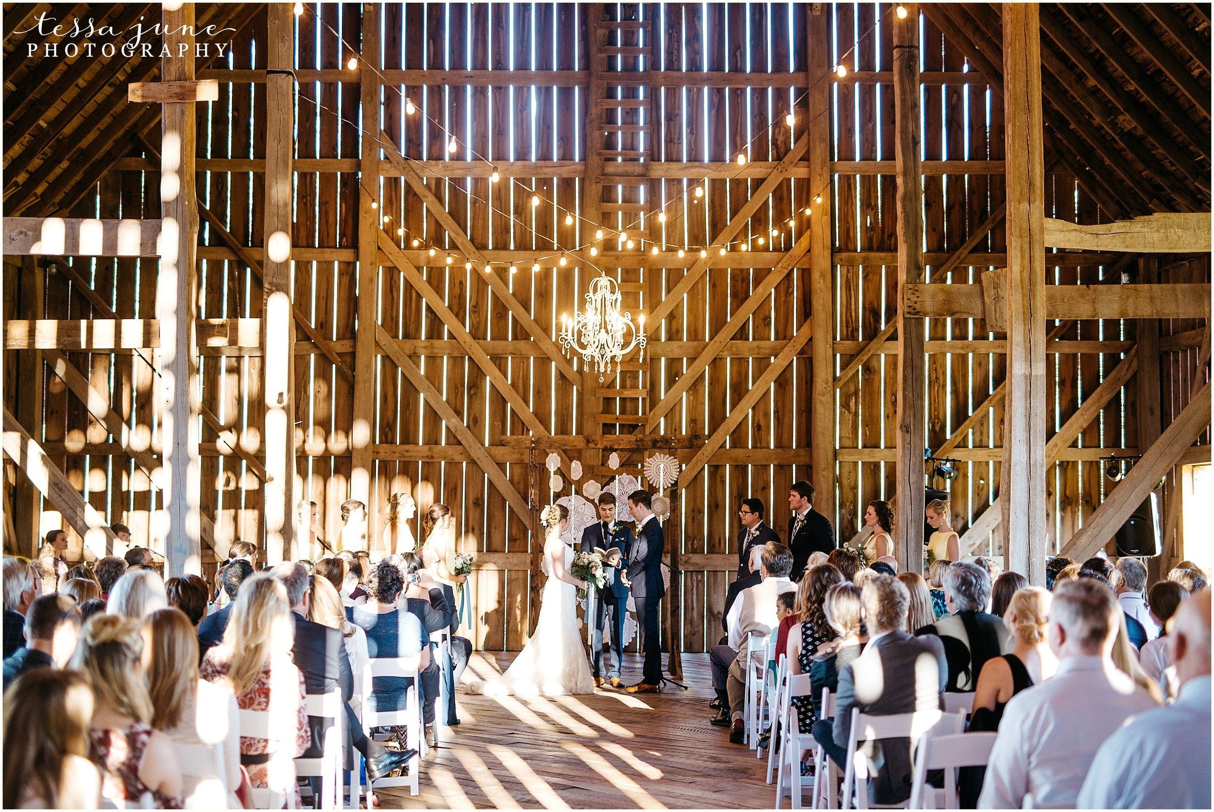 birch-hill-barn-glenwood-city-wisconsin-st-cloud-wedding-photographer-4482.jpg