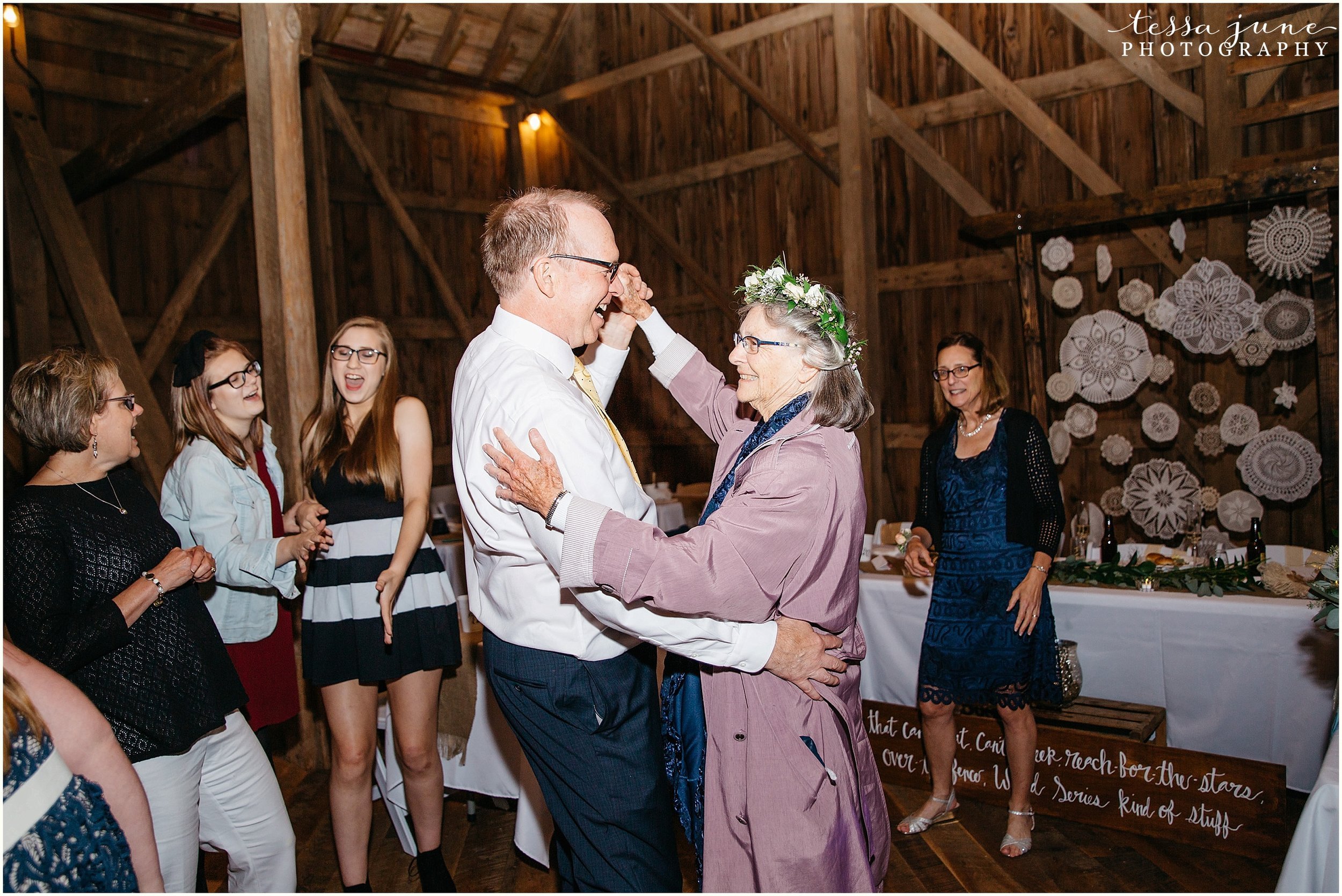 birch-hill-barn-glenwood-city-wisconsin-st-cloud-wedding-photographer-5785.jpg