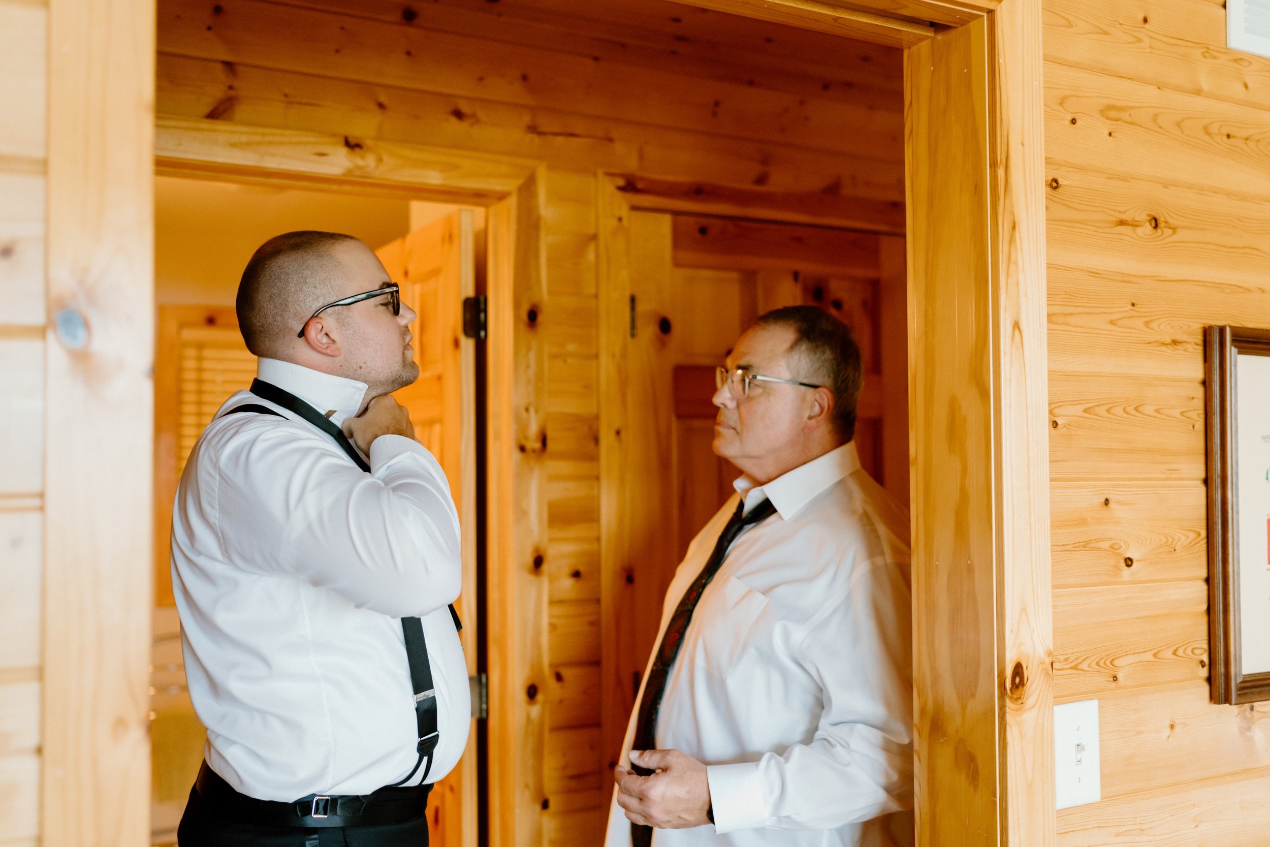 04_Minnesota cabin wedding in Grey Eagle, Minnesota..jpg