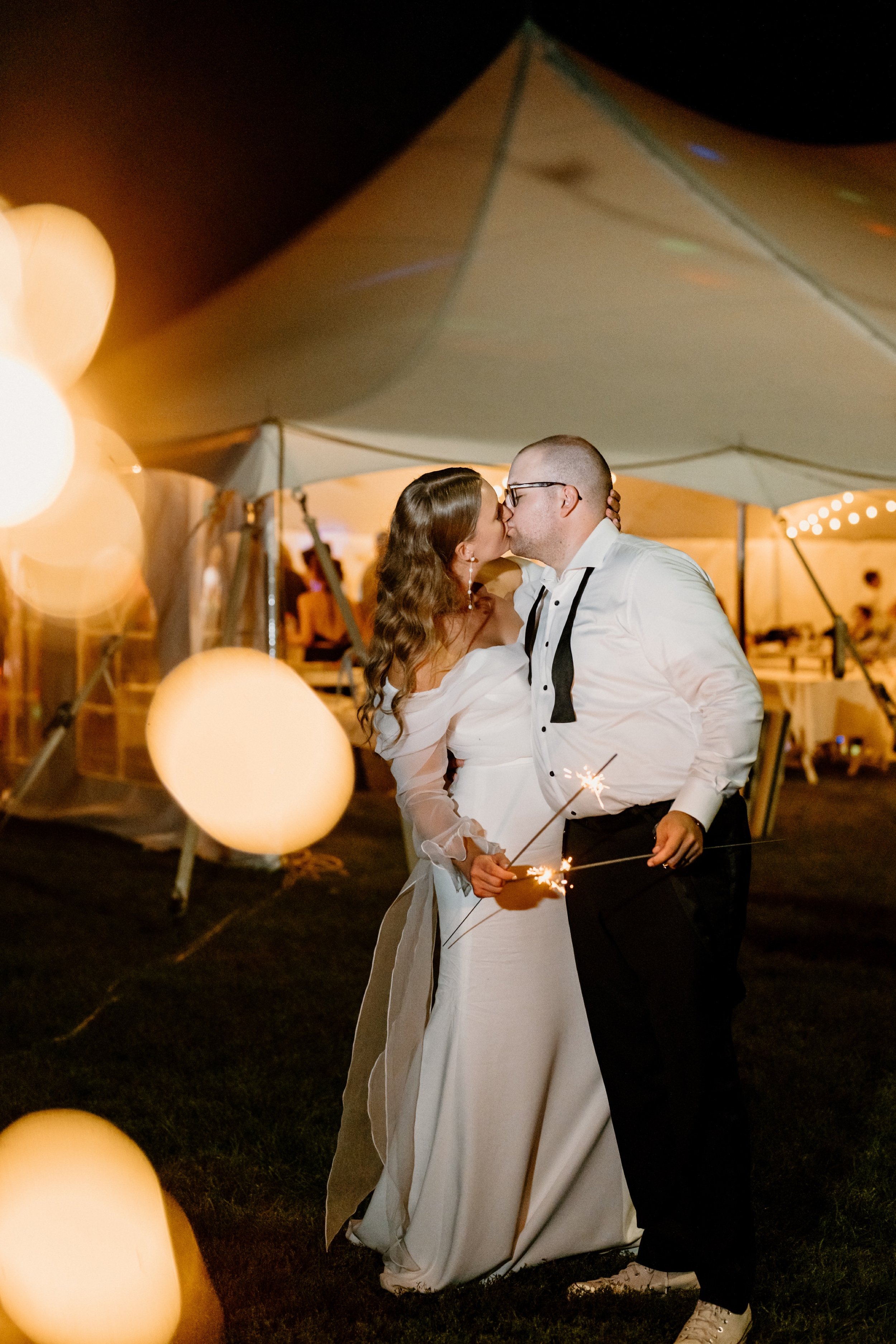 98_Minnesota cabin wedding in Grey Eagle, Minnesota..jpg