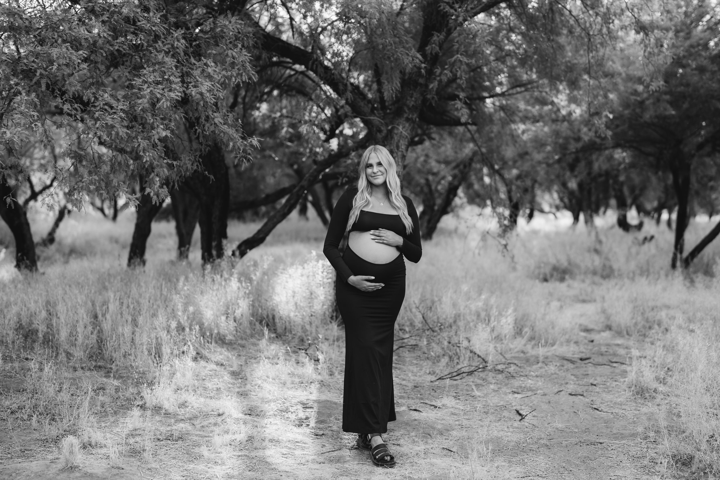 03_Coon Bluff Maternity Photos in Mesa, Arizona.%0A.jpg
