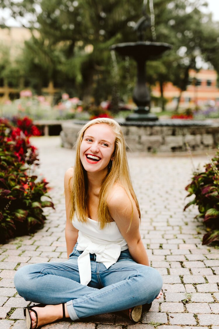 Janine-Senior-22.jpeg