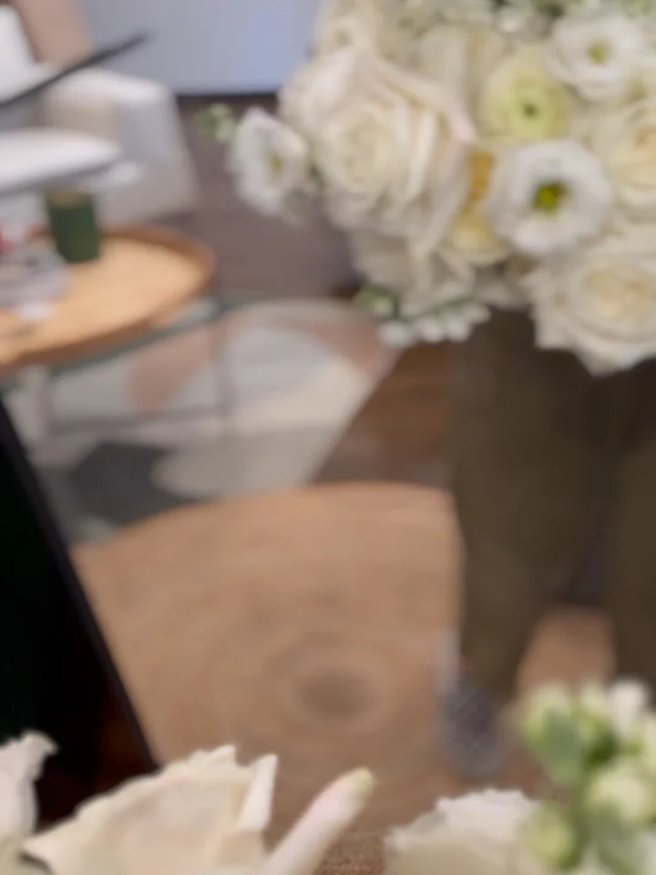 Fluffy cloud goodness π€
.
.
.
.
.
Wedding florist, ct wedding florist, floral design
.
.
.
.
.
#bridalblooms #bridalbouquet #weddingflorist #weddingflowers #ido #newleafflorals