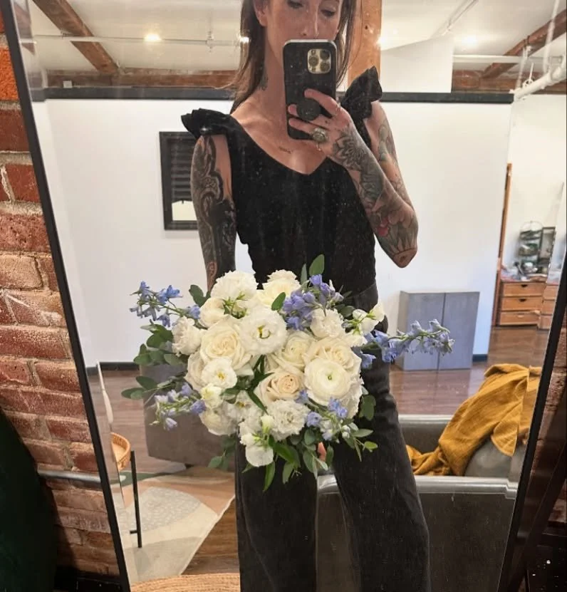 Stephanie π€
.
.
.
.
.
Bouquet, wedding florist, wedding florals 
.
.
.
.
.
#bridalbouquet #ido #bridalblooms #blueandwhite #ctfloraldesign #weddingflorist #newleafflorals