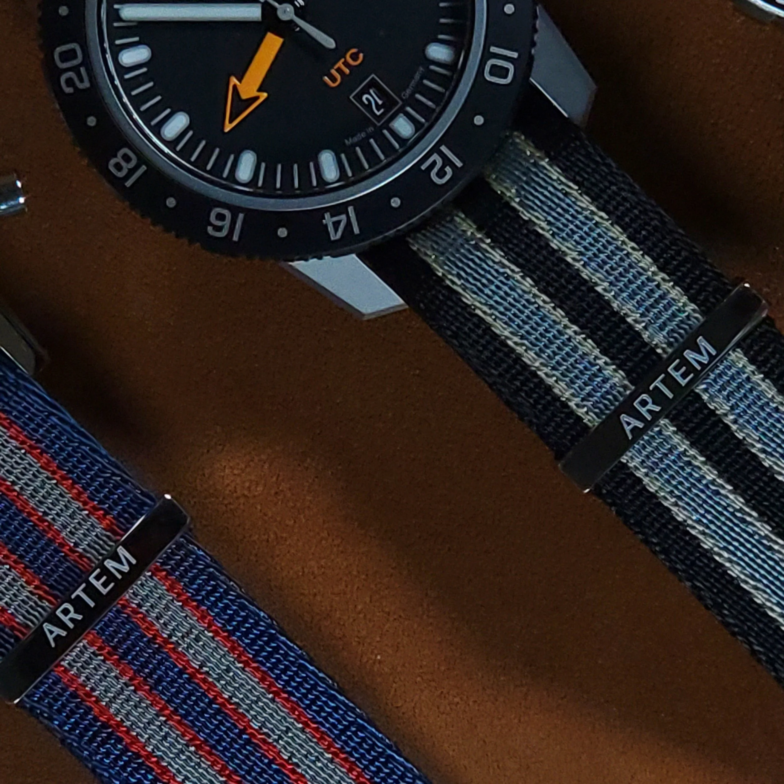 Artem Stitching, Weave, and Hardware
