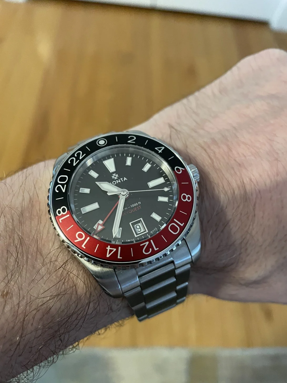 Monta Skyquest GMT "Coke"