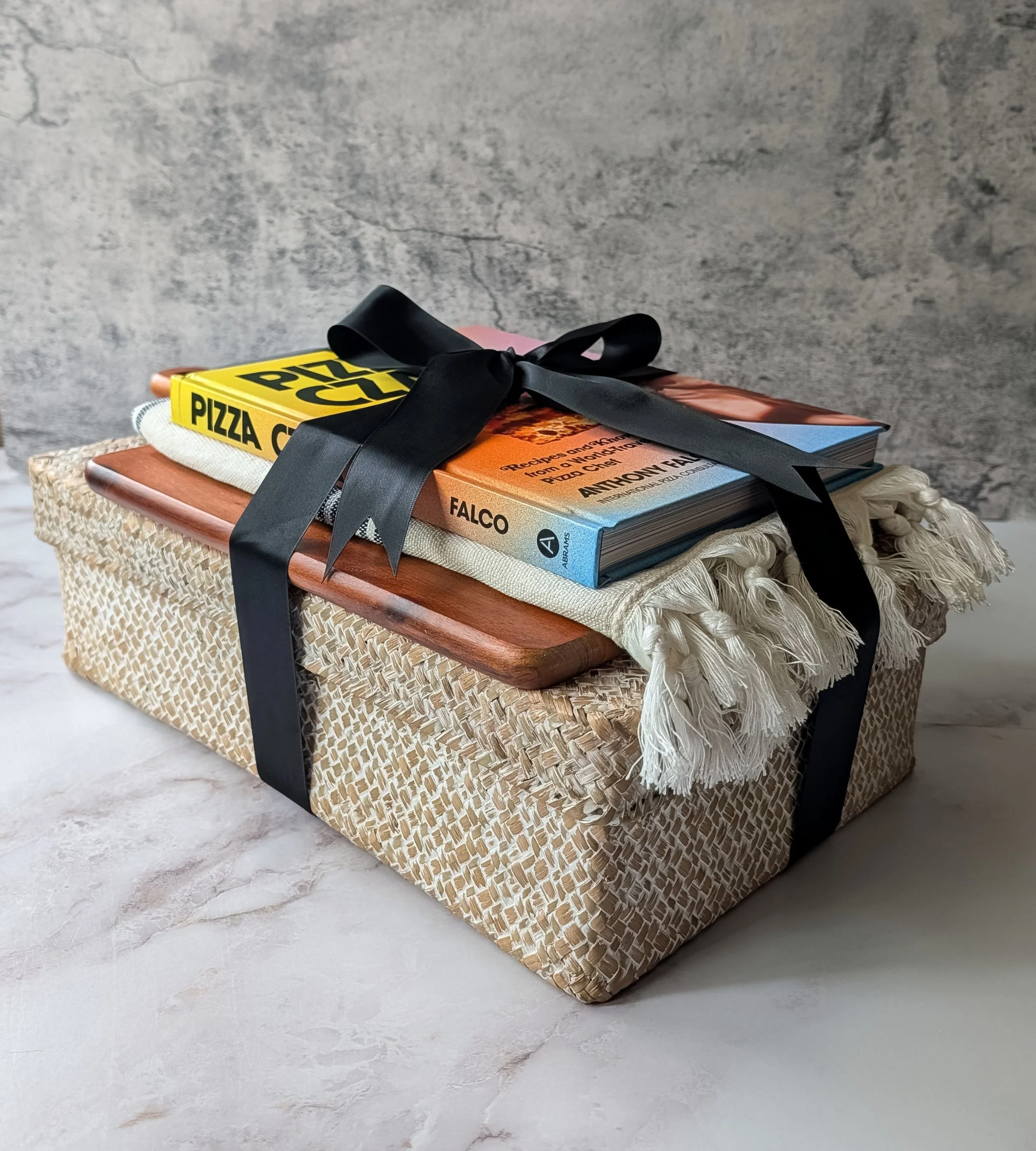 pizza-night-luxury-seagrass-gift-packaging.jpg
