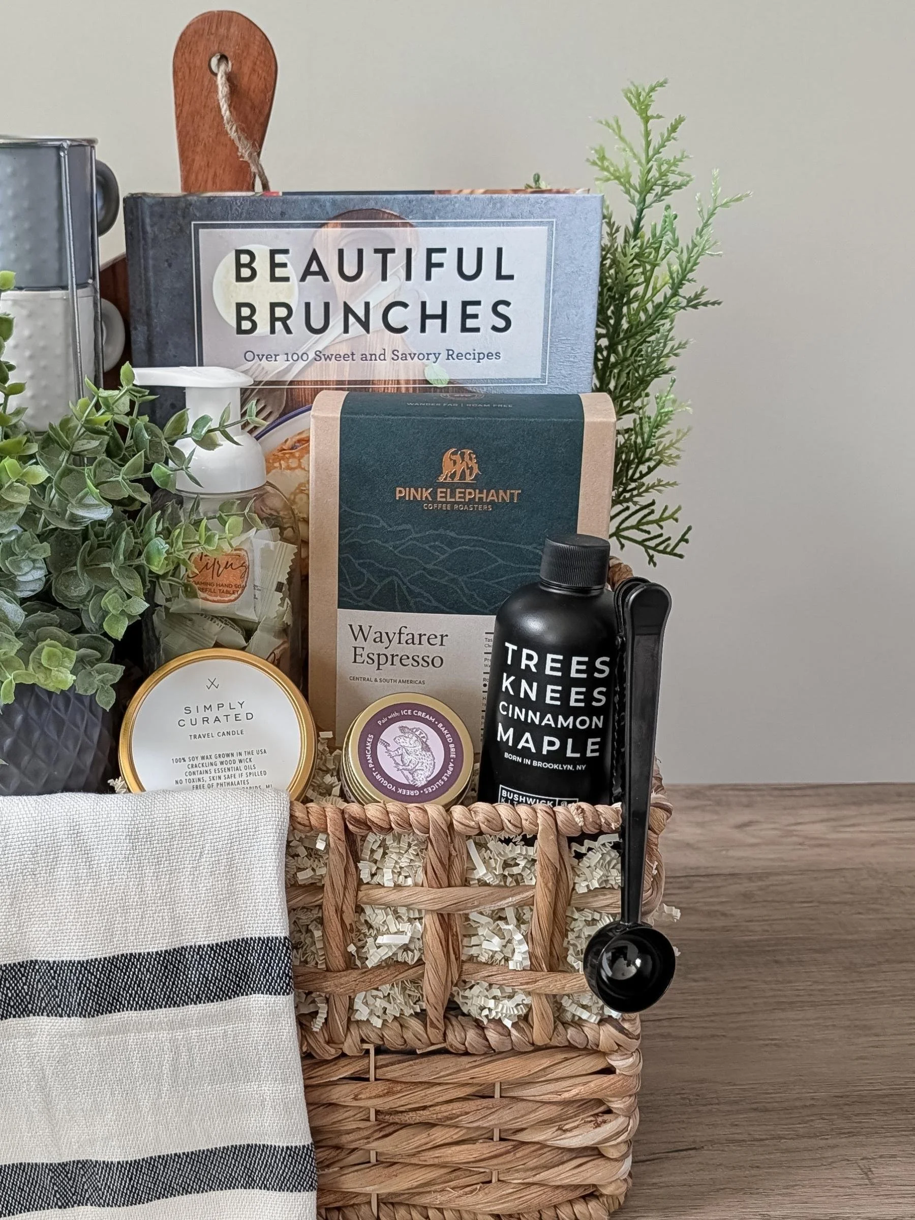 gourmet-breakfast-gift-basket-for-clients.jpg