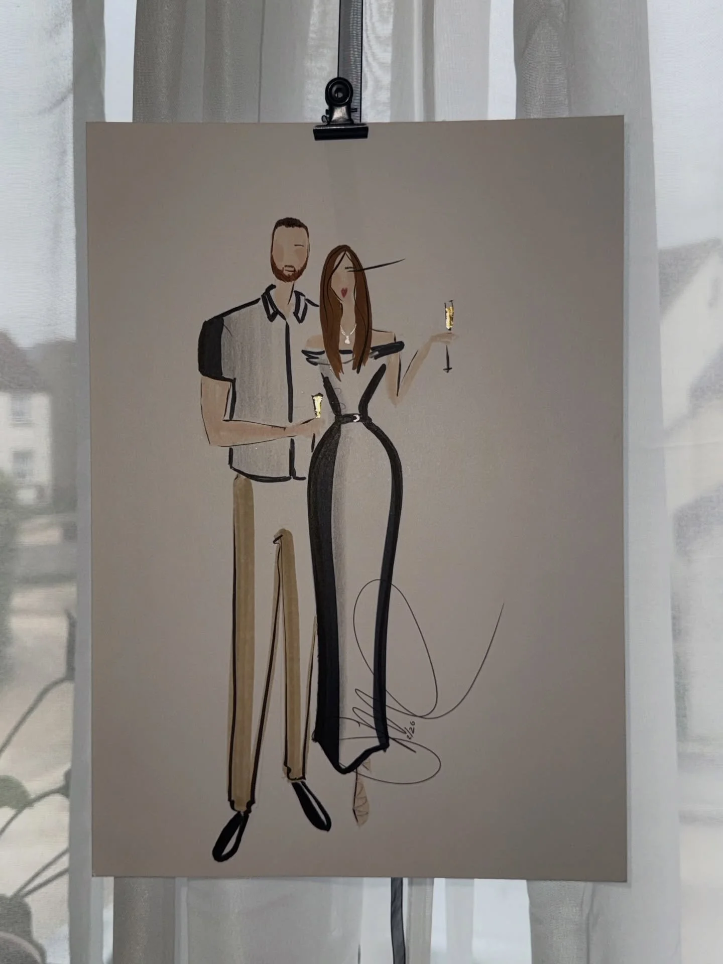 A gift for my brother and sister in law to be&rsquo;s engagement! 

A special illustration of them both from the evening he popped the question 🥹 finished with a touch of gold ✨

#engagementgift #engagement #2026wedding #liveillustration #liveart