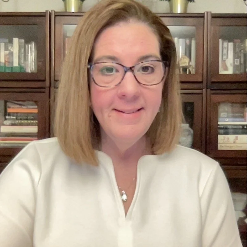 Dr. Sara Hanson.jfif