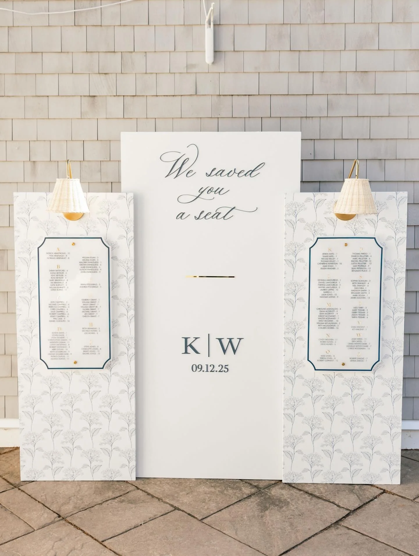 Summer here we come! Coastal Signage Suite with classic blue + white and of course a touch of hydrangeas 🤍
Kimberly &amp; William | 9.12.25

Venue: @pavilionpgc
Signage: @alexandradesignco
Stationery: @dulcepress
Florals: @flairfloral_weddings
Photo