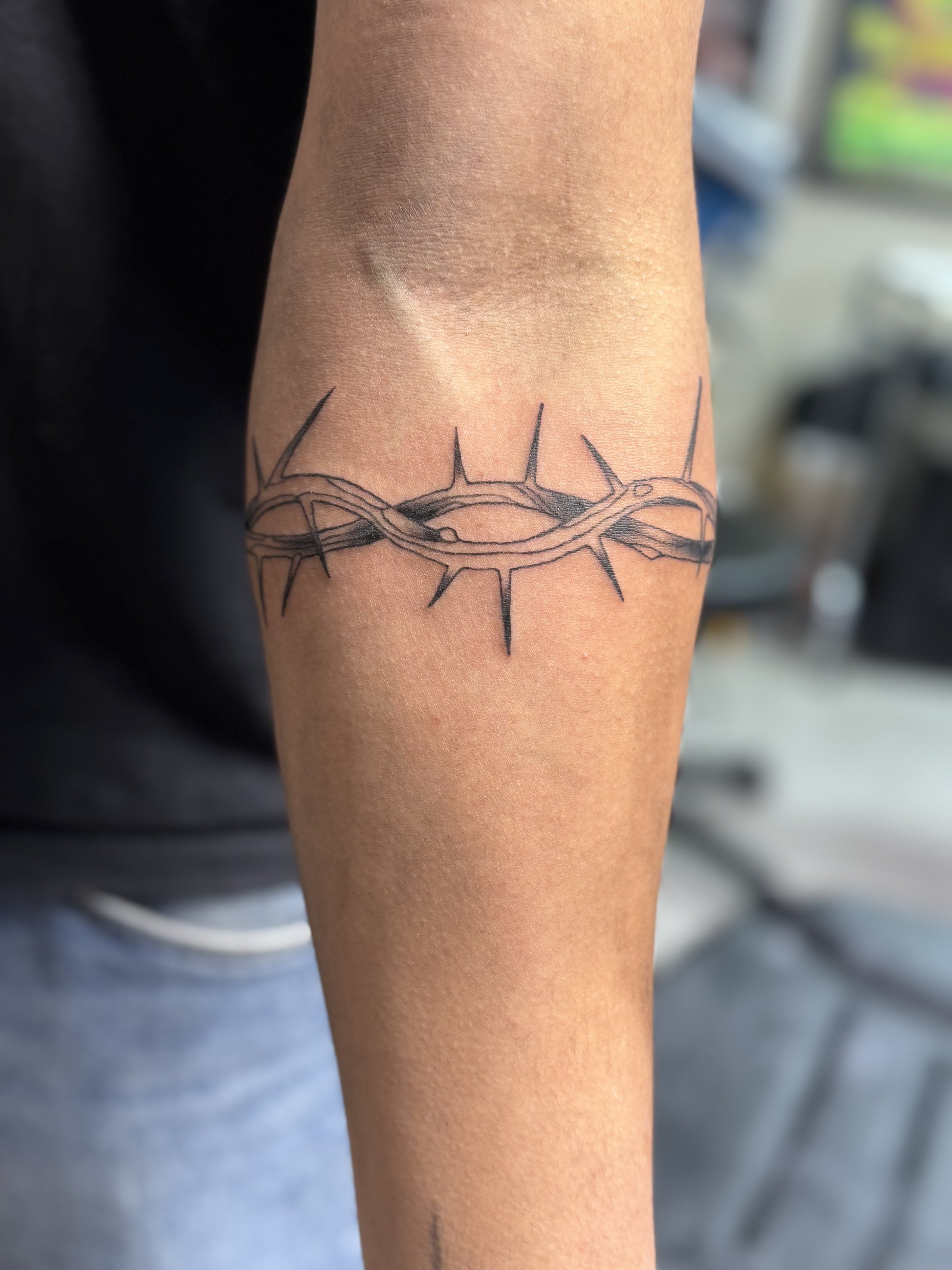 BG thorns armwrap 2.jpeg