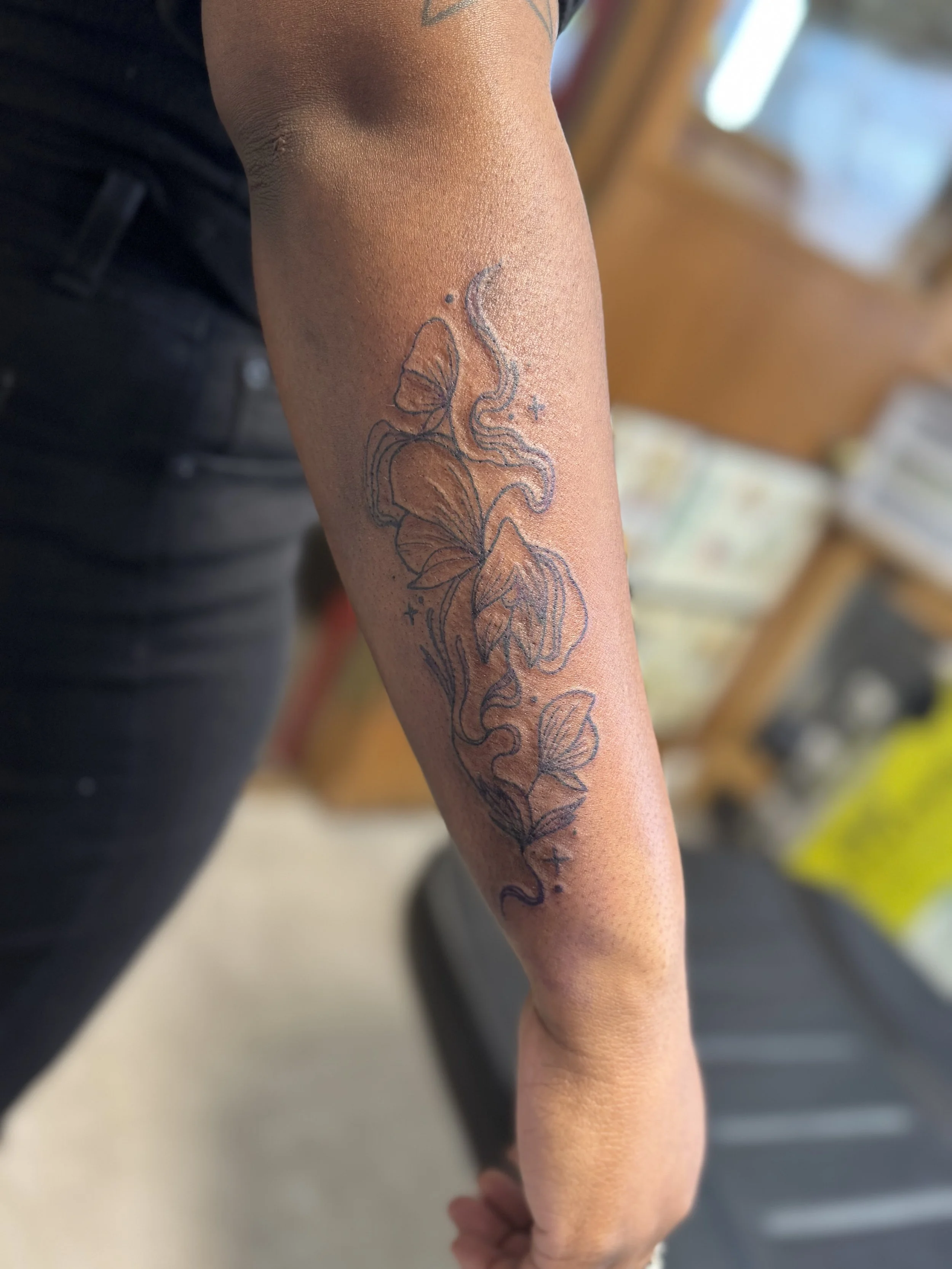 Wolfsbane, wispy lines.jpeg