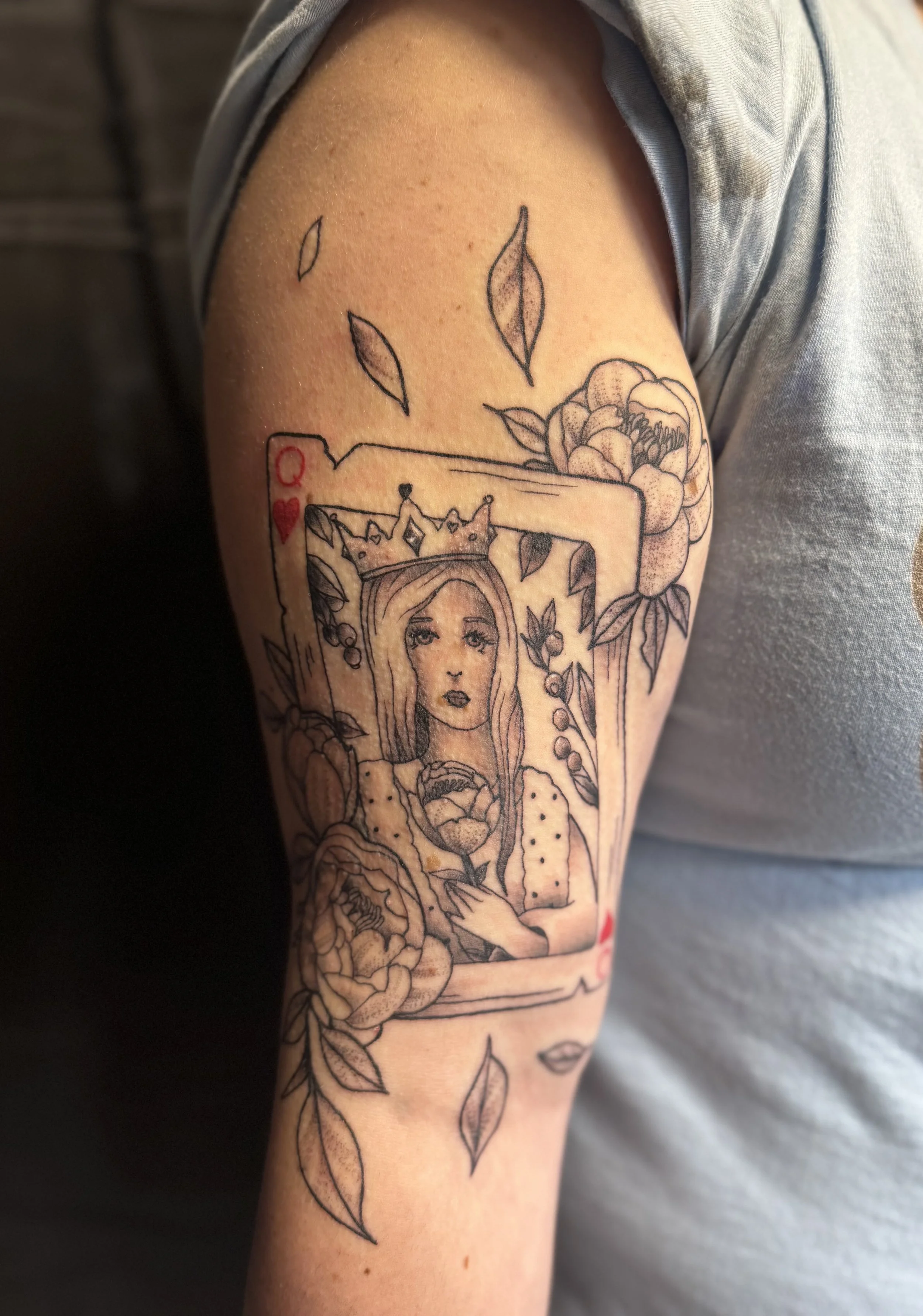 Queen of Hearts red card with peonies, berries.jpg