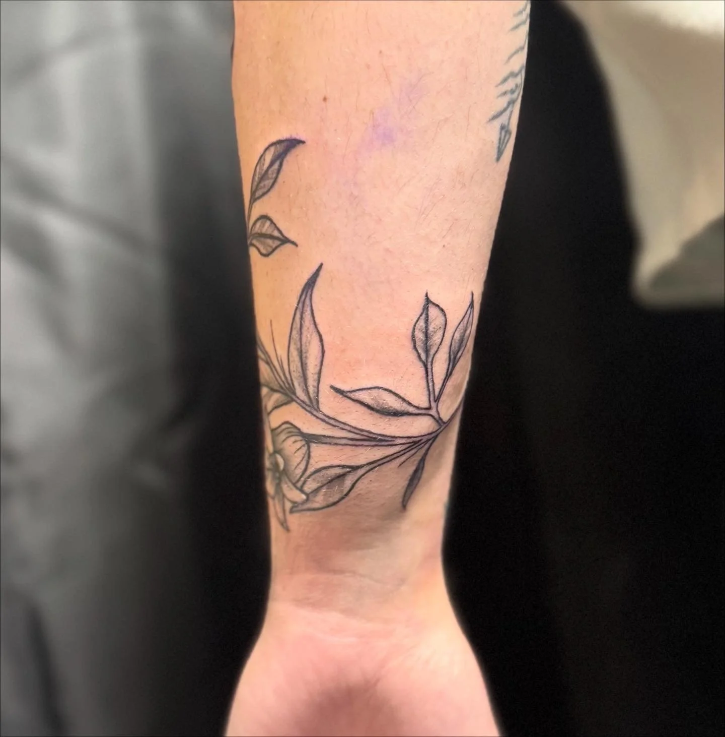 BG bluebells arm wrap 5.JPG